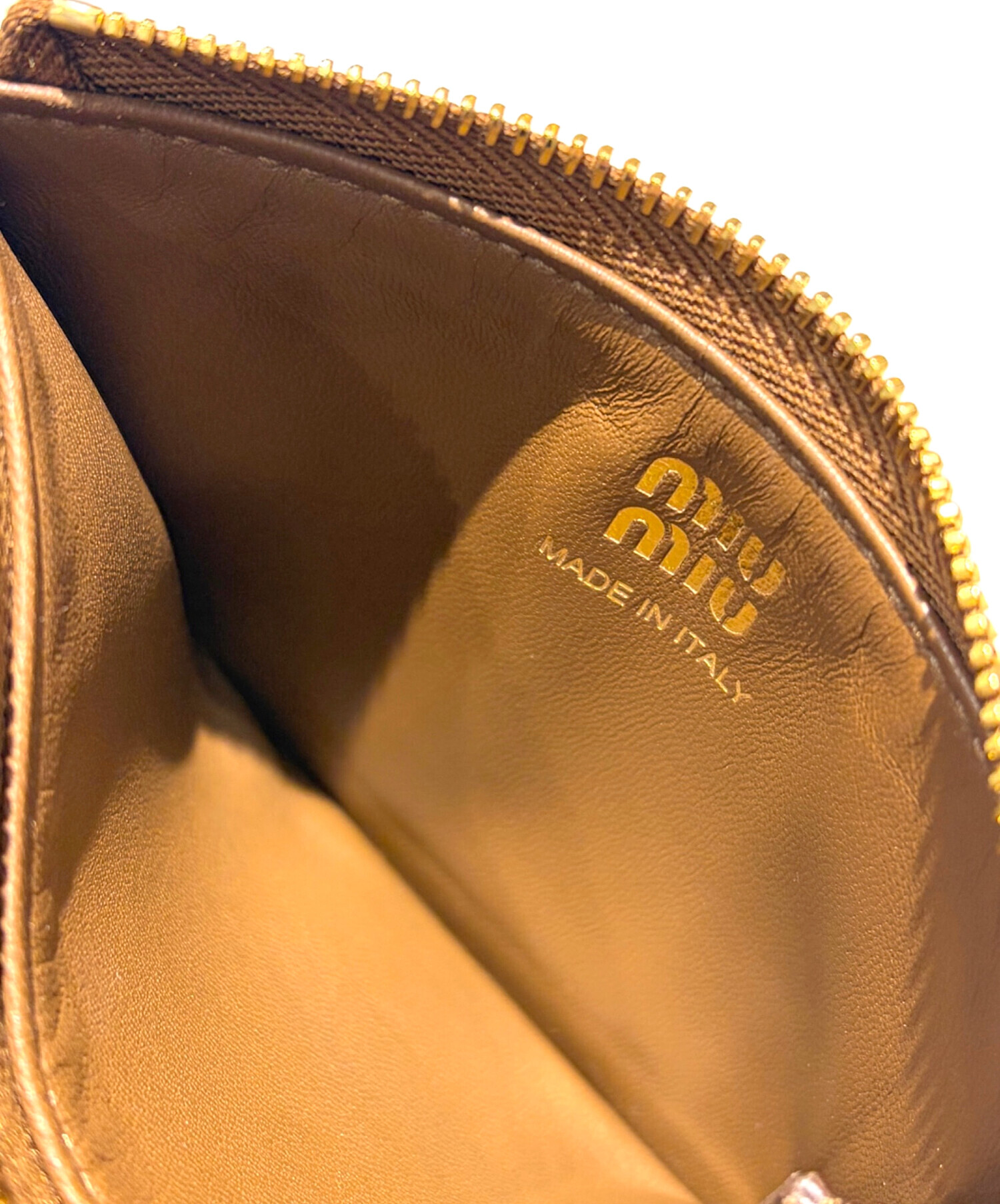 中古・古着通販】MIU MIU (ミュウミュウ) Nappa Leather Envelope Card