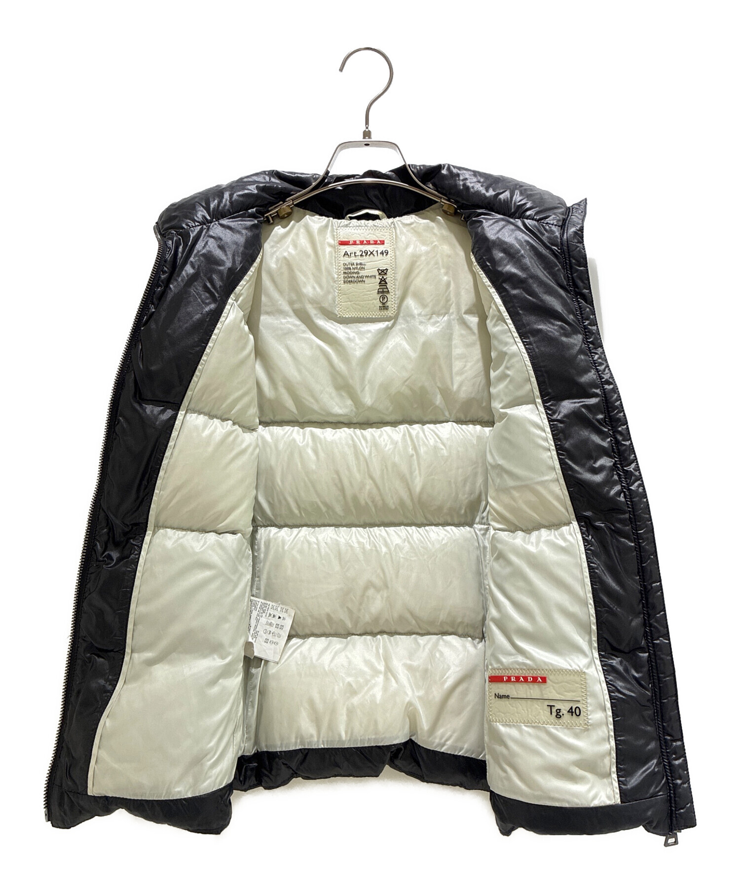 中古・古着通販】PRADA (プラダ) Triangle Logo Plate Down Vest
