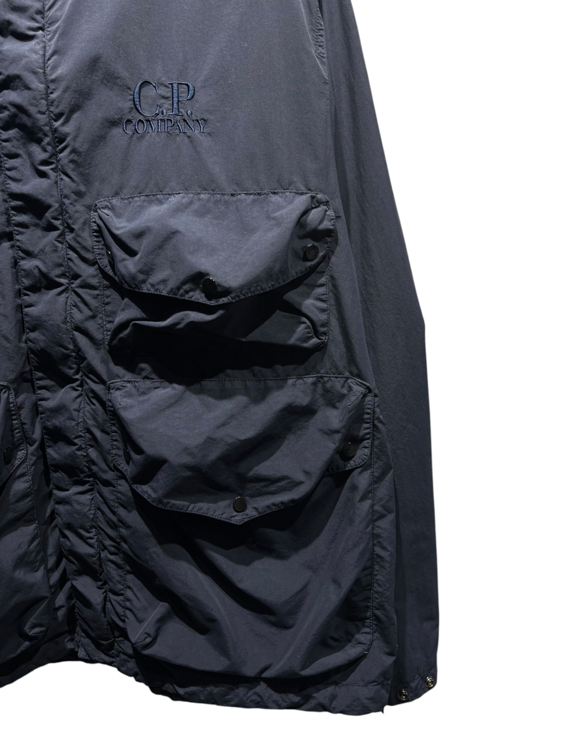中古・古着通販】C.P COMPANY (シーピーカンパニー) ナイロンフード 中古・古着通販】C.P COMPANY (シーピーカンパニー) ナイロンフード