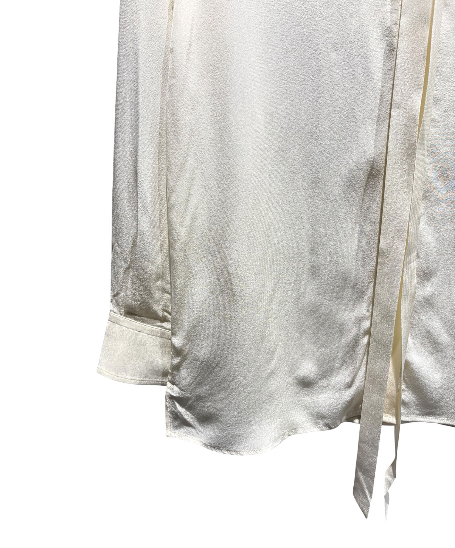 【美品】ヒューゴボス-HUGO BOSS-シルクブラウス サイズM BOSS - ノーカラー レギュラーフィットブラウス ストレッチシルク
