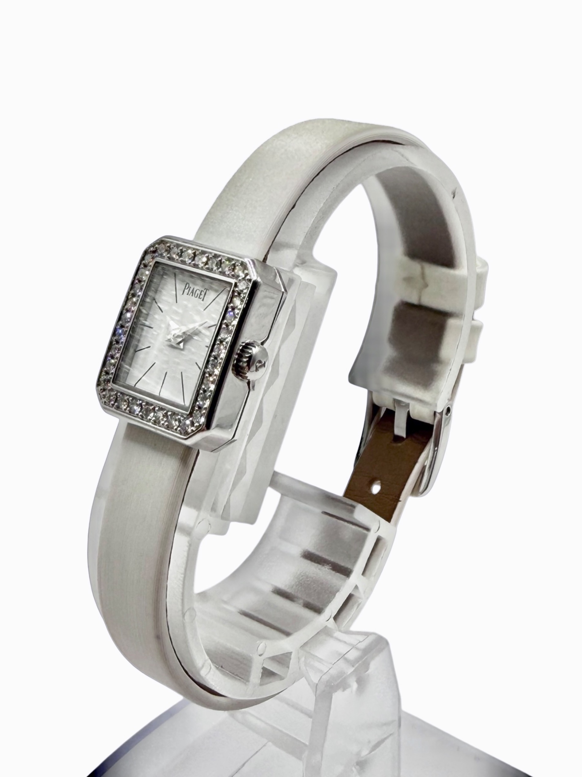 (新品未使用)ピアジェ ポセション 替えベルト 白サテン 中古・古着通販】PIAGET (ピアジェ) Mini Protocole ミニプロトコール