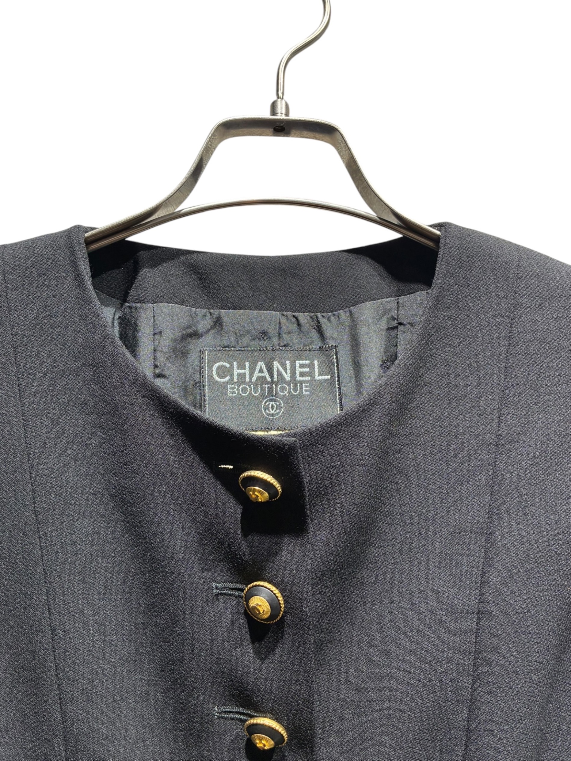 中古・古着通販】CHANEL (シャネル) ココマークボタンノーカラー