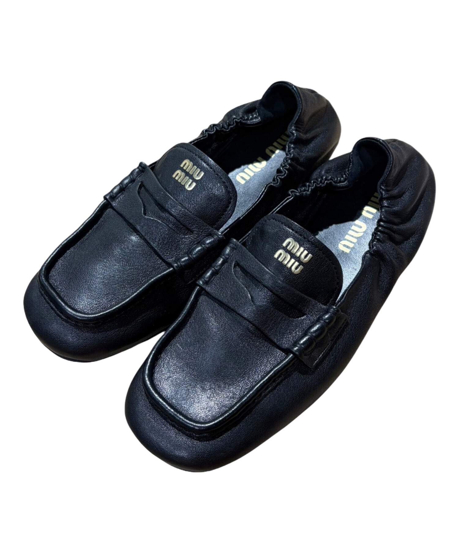 ミュウミュウ　ブラックレザー ローファー 中古・古着通販】MIU MIU (ミュウミュウ) ルーシュ ナッパレザー