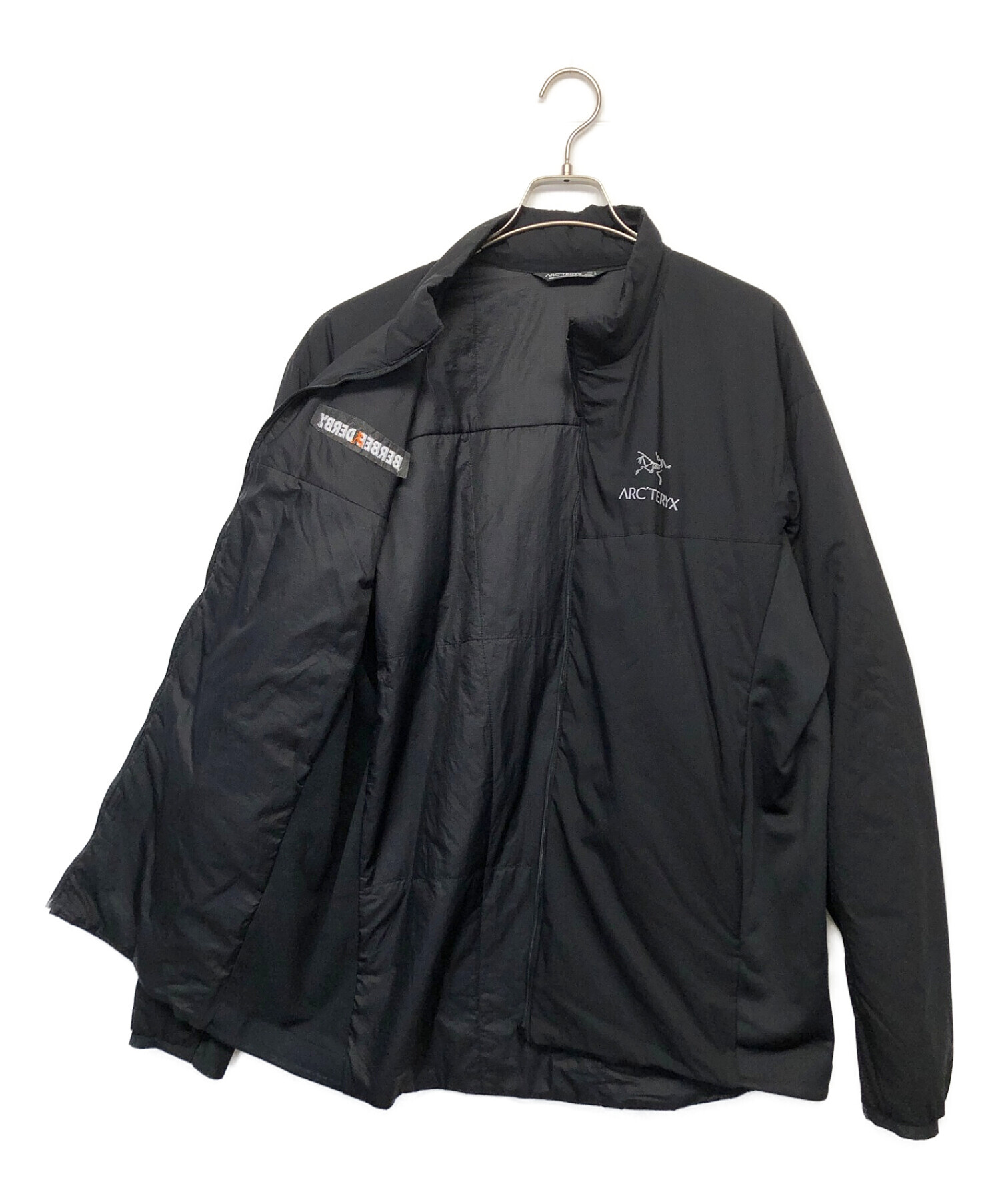 h*n様 ARC'TERYX アトムARフーディ旧ロゴ　希少 アークテリクス　黒 Black ファッション ARC'TERYX アトムARフーディ旧ロゴ 希少