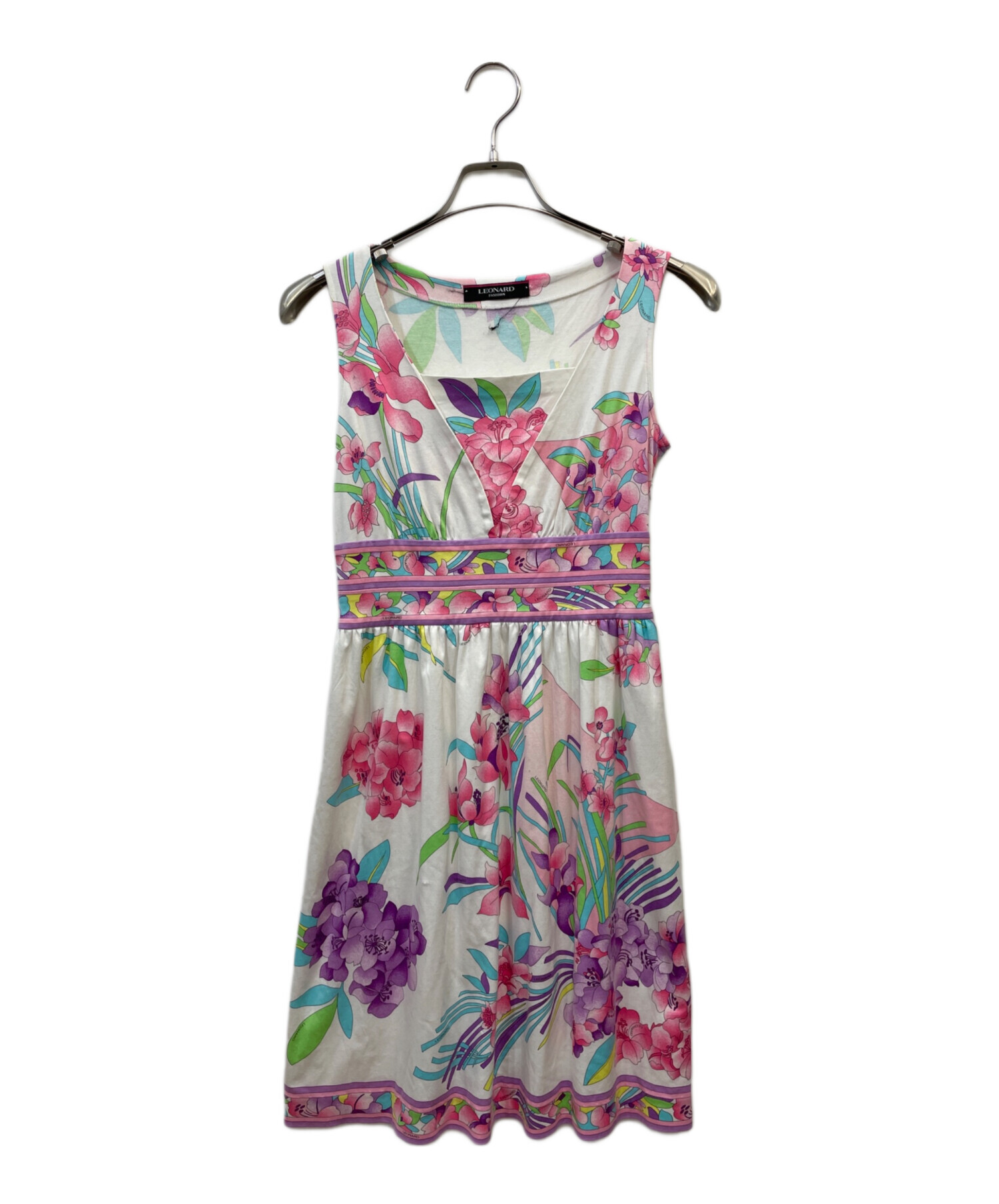 レオナール　ノースリーブワンピース 36 レオナールノースリーブワンピース36サイズ