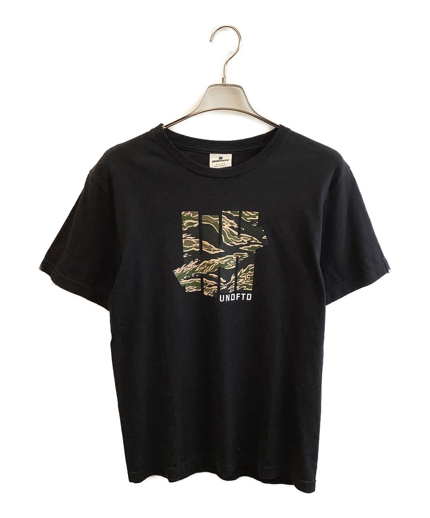 UNDEFEATED Ｔシャツ - Tシャツ