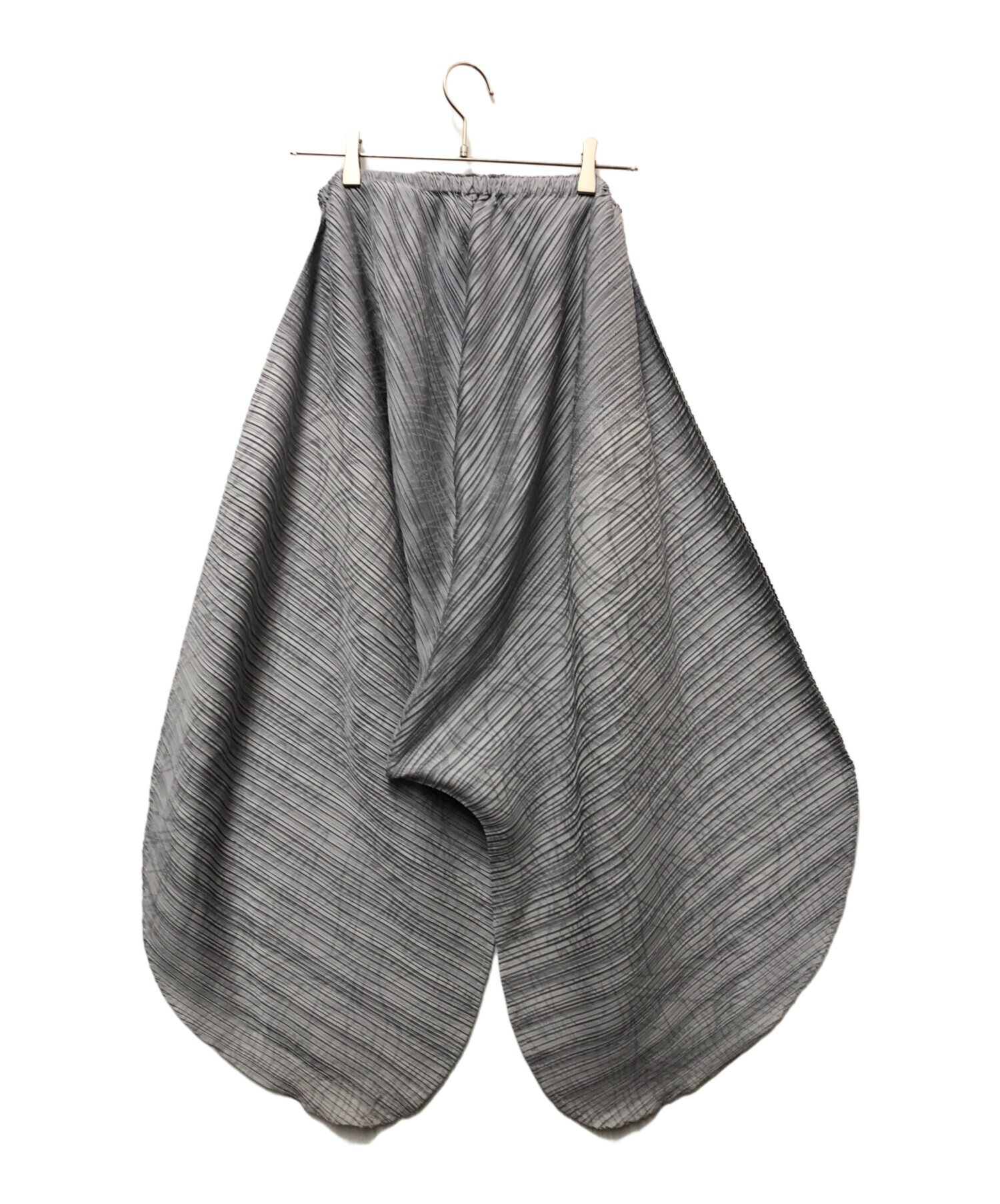 中古・古着通販】ISSEY MIYAKE (イッセイミヤケ) プリーツパンツ 