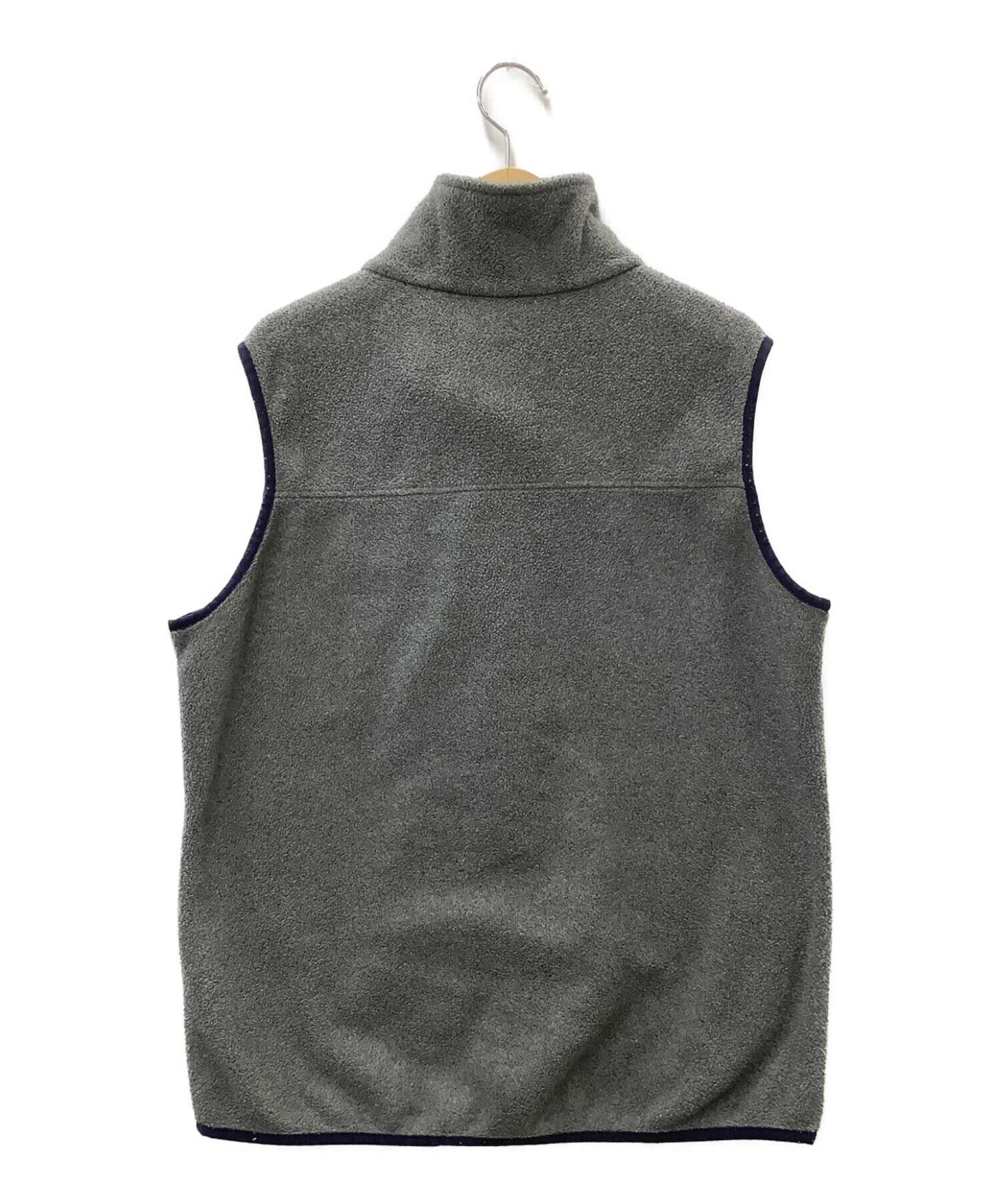 中古・古着通販】Patagonia (パタゴニア) シンチラベスト グレー 