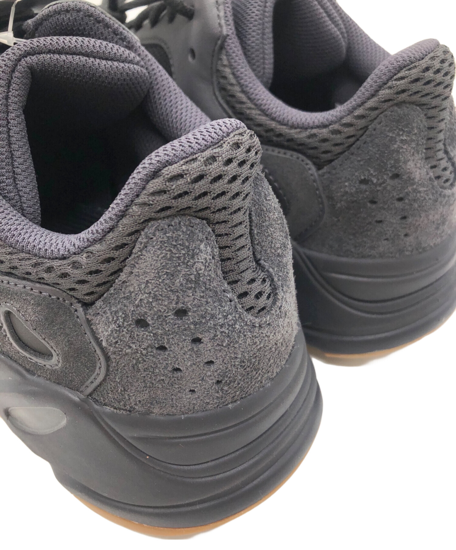 中古・古着通販】adidas (アディダス) YEEZY Boost 700 グレー サイズ 