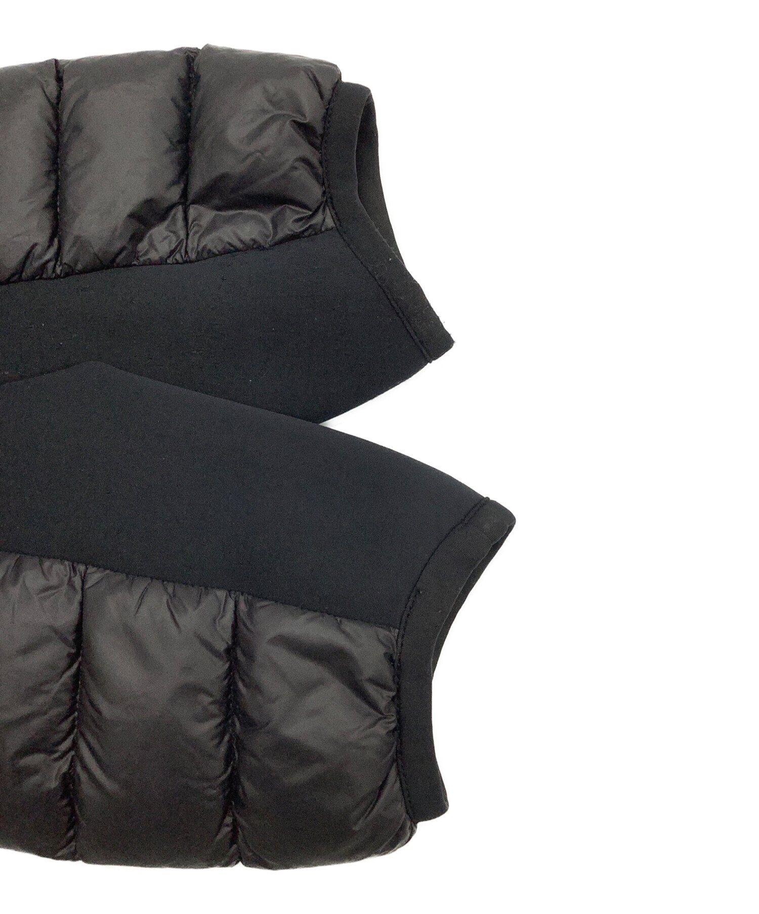 PRADA (プラダ) ロゴラバーパッチナイロンダウンジャケット ブラック サイズ:46