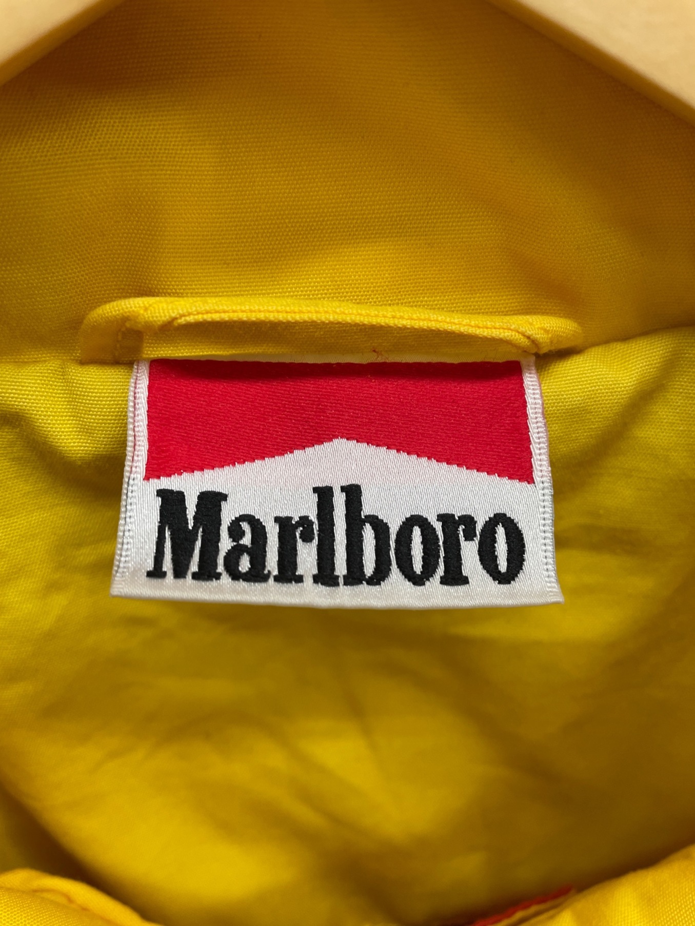 marlboro (マルボロ) シェルジャケット イエロー×ブラック サイズ:XL