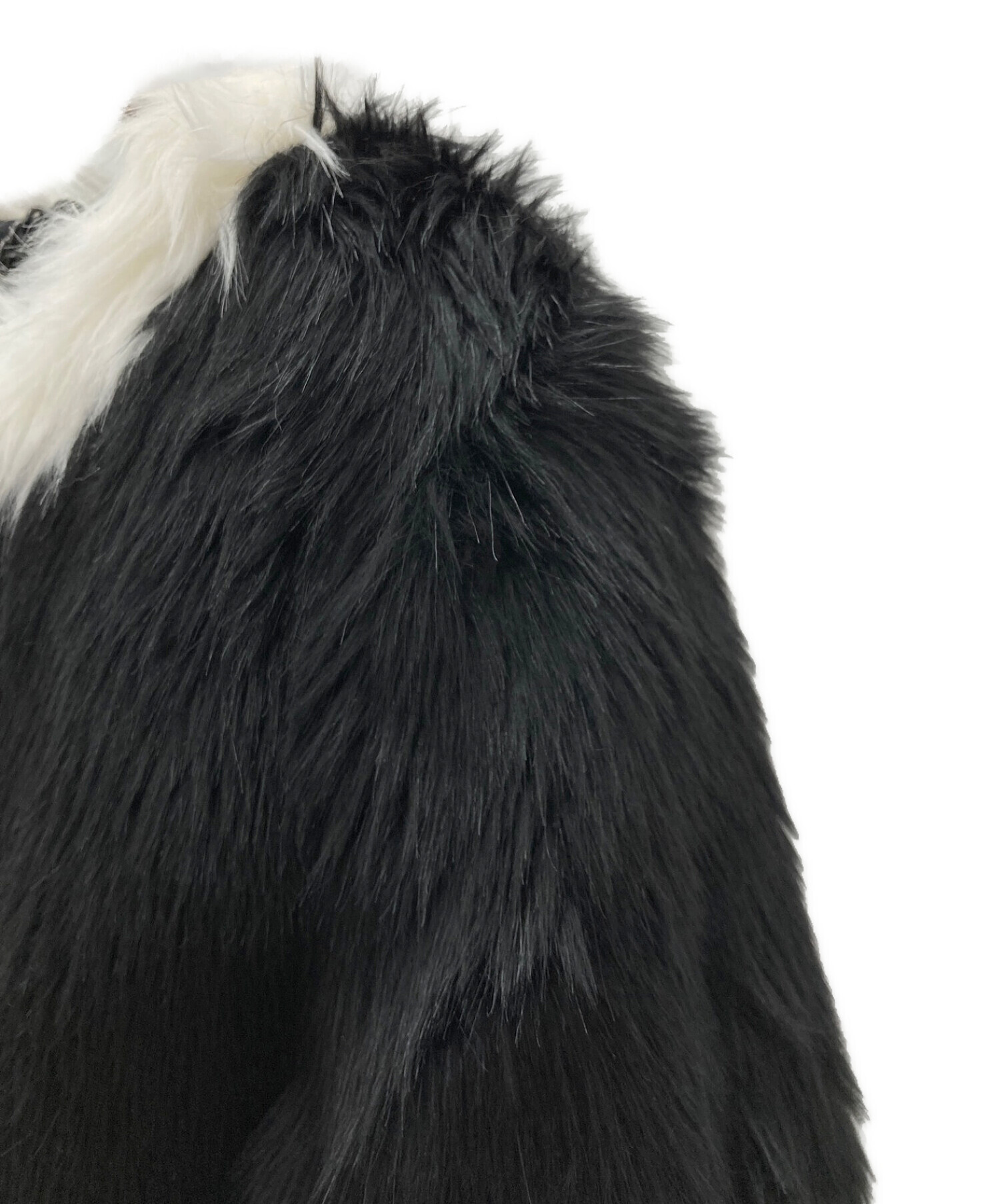 Karl Lagerfeld (カール ラガーフェルド) フェイクファージャケット ブラック×ホワイト サイズ:38 未使用品