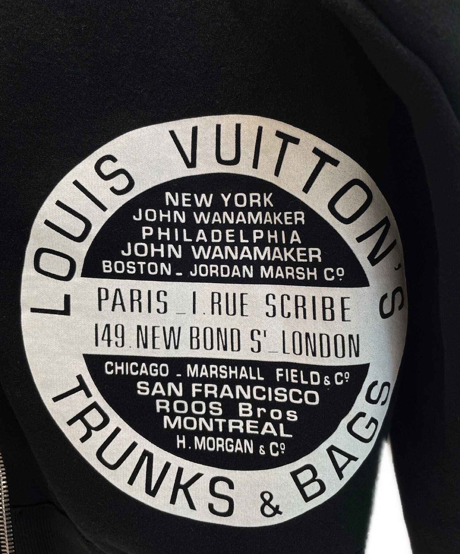 LOUIS VUITTON (ルイ ヴィトン) LVスタンプ ジップアップパーカー ブラック サイズ:XS