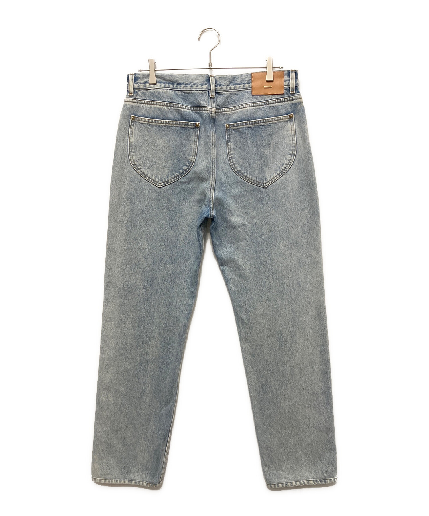 ヴィトンLVSEウォッシュドレギュラージーンズ
薄い青 ストレート デニムパンツ ヴィトンLVSEウォッシュドレギュラージーンズ 薄い青 ストレート