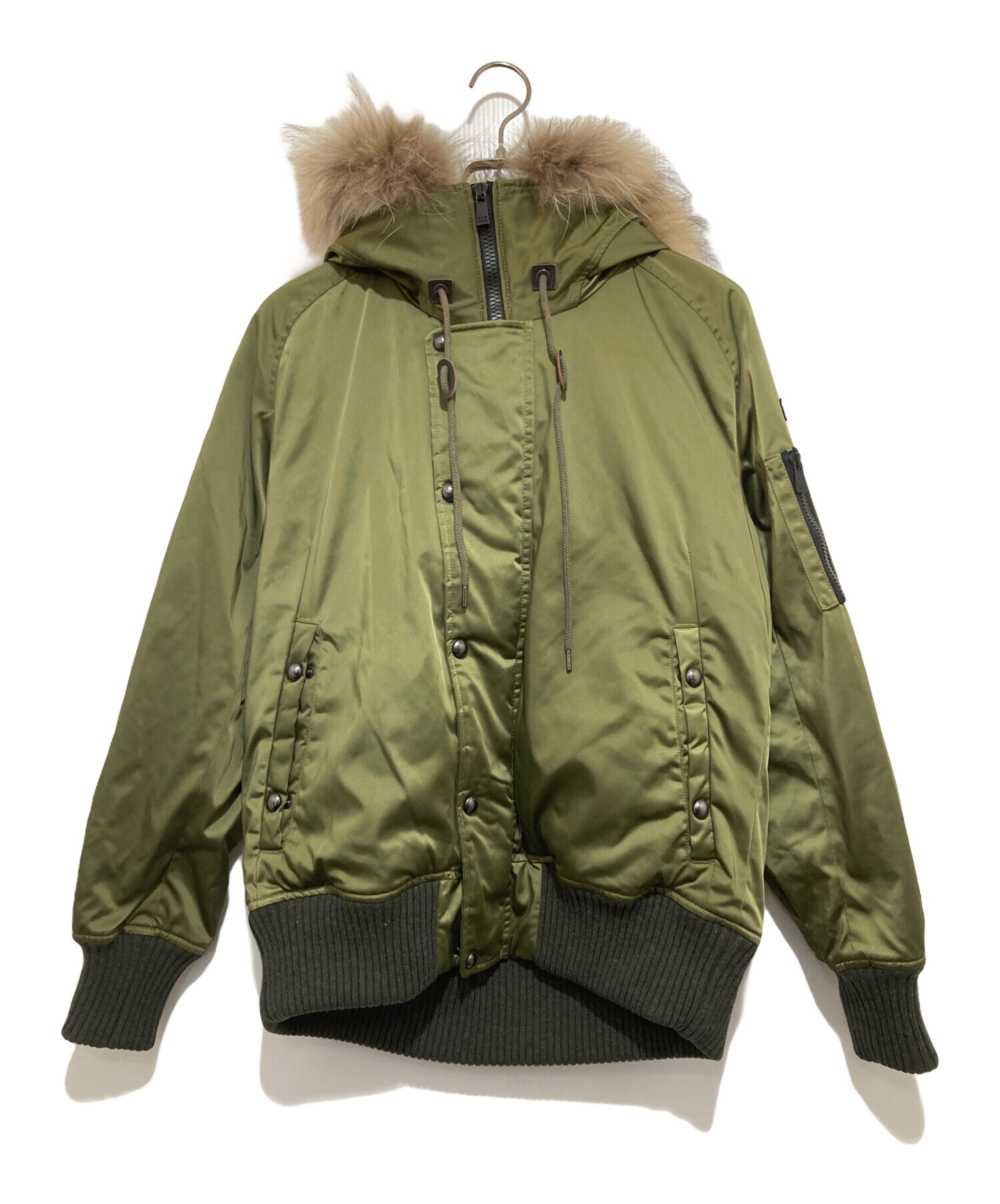 TATRAS ミリタリージャケット オリーブ TATRAS でアップデート TATRAS ミリタリージャケット オリーブ TATRAS でアップデート