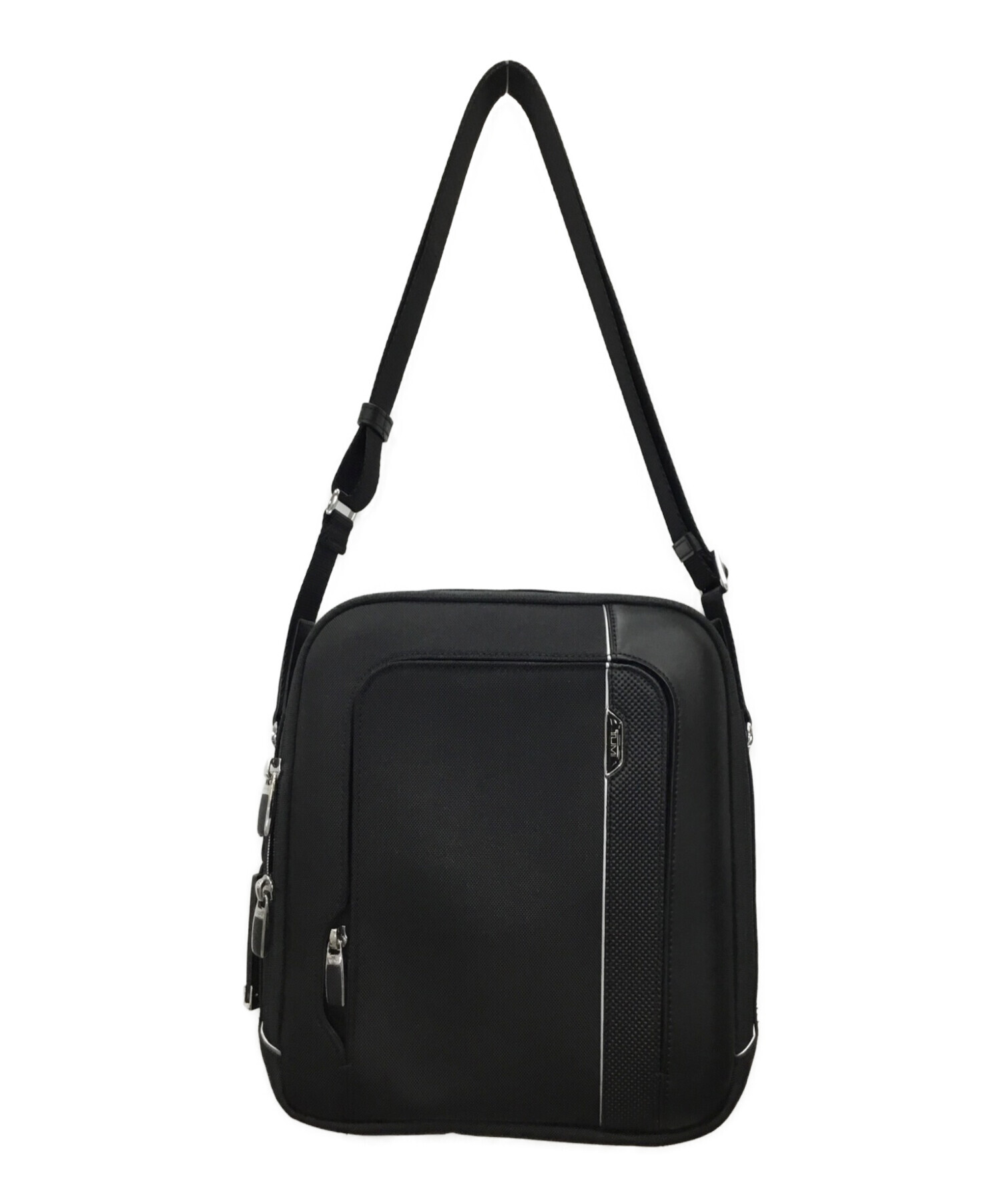 未使用 TUMI 本革パスポートケース ブラックレザー