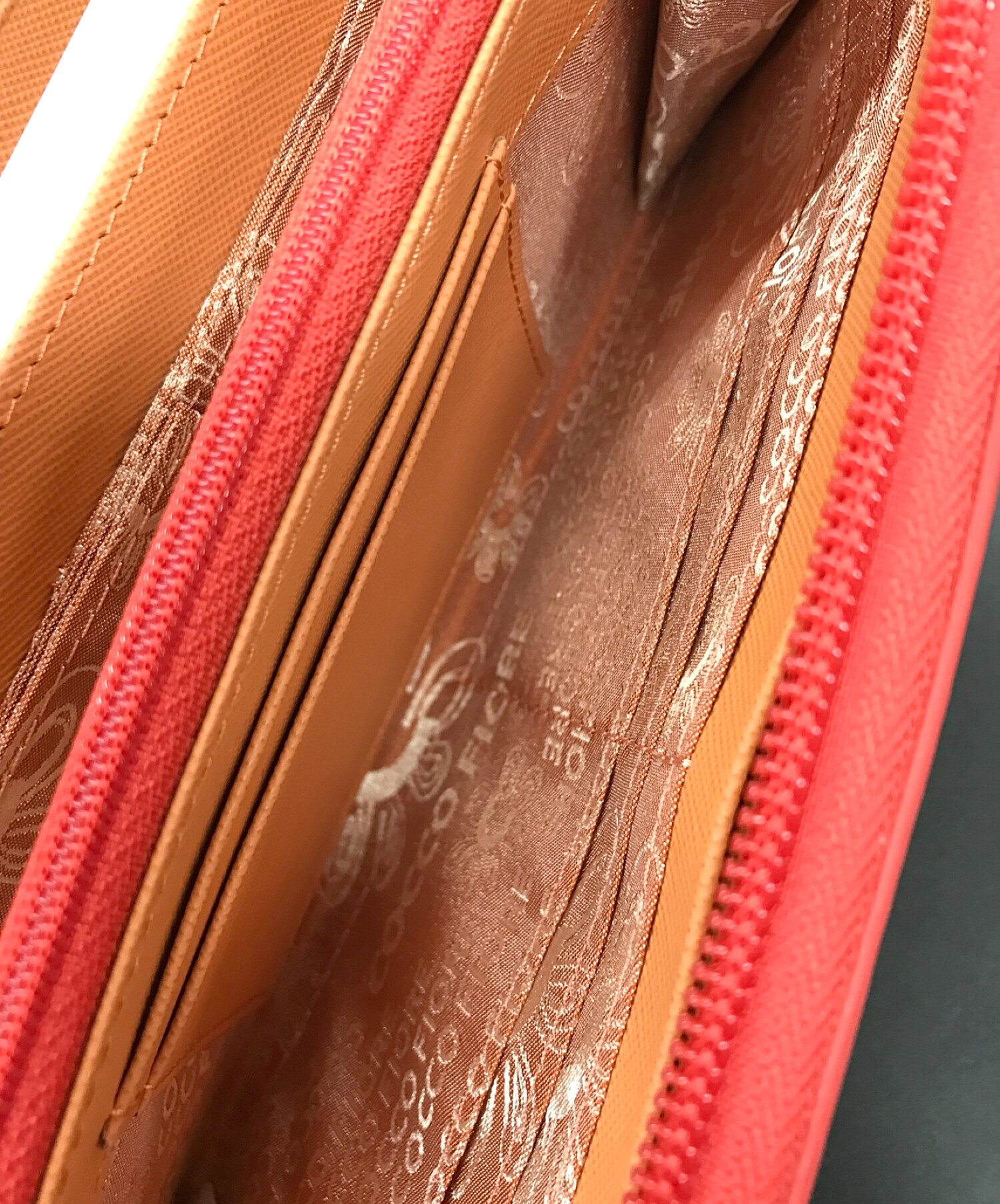 cocco fiore (コッコフィオーレ) 長財布 オレンジ サイズ:実寸サイズにてご確認ください。