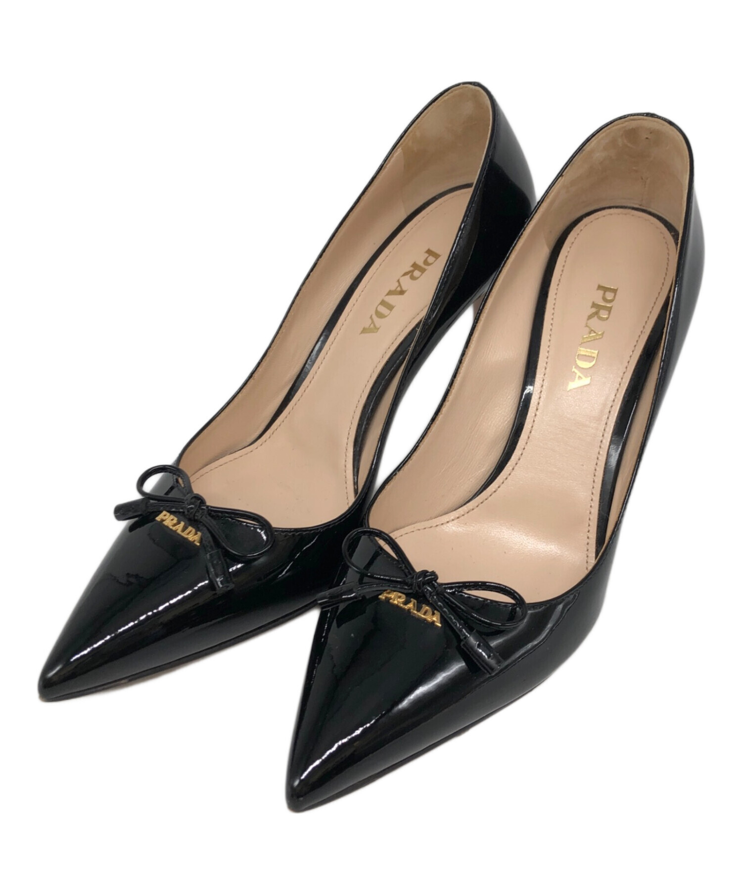 PRADAプラダ　エナメル　リボン　ロゴ　パンプス. PRADA プラダ エナメルパンプス リボン ロゴ 黒 ブラック23.5