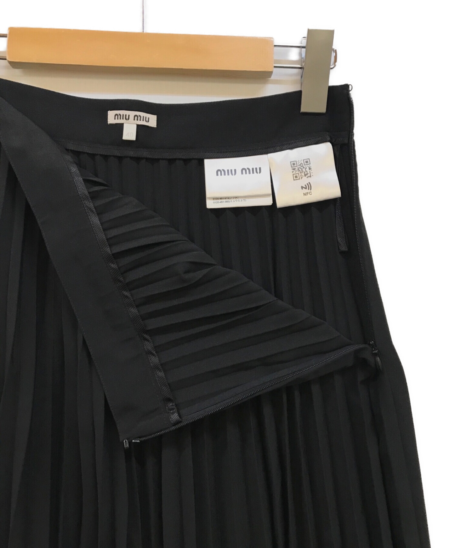 MIU MIU (ミュウミュウ) プリーツスカート ブラック サイズ:40