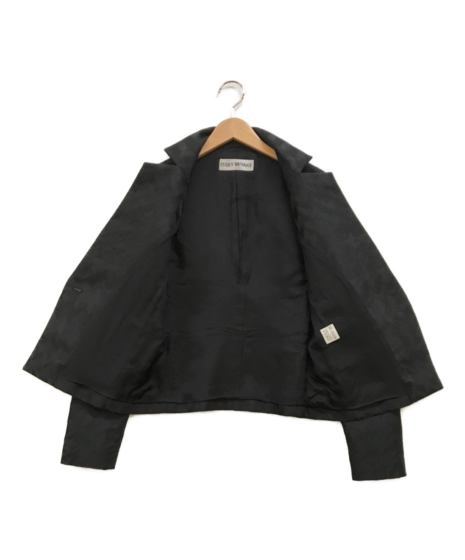 ISSEY MIYAKE (イッセイミヤケ) ジャガードノーカラージャケット ブラック サイズ:2