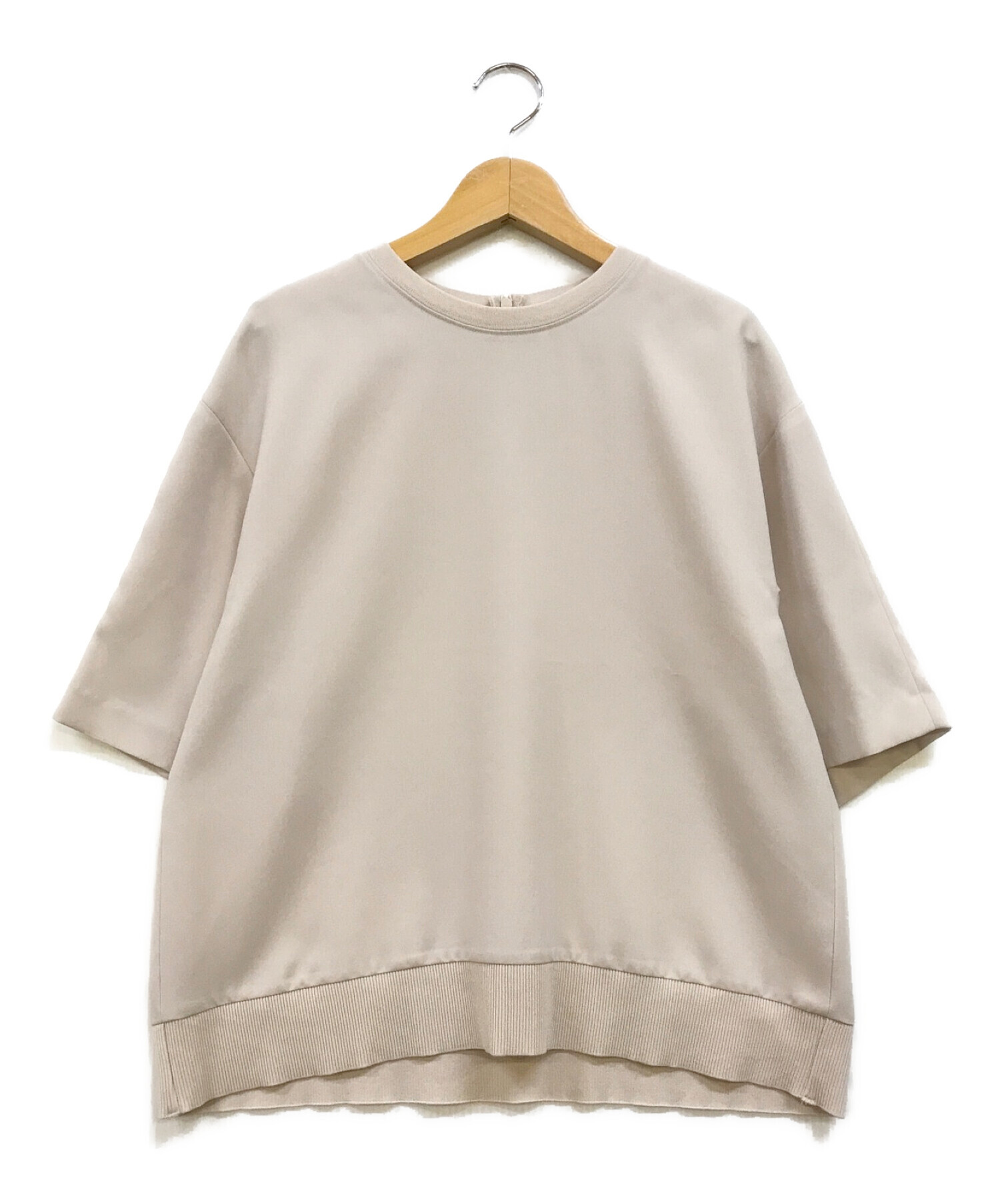 中古・古着通販】icB (アイシービー) FluidBackSatin Tブラウス 