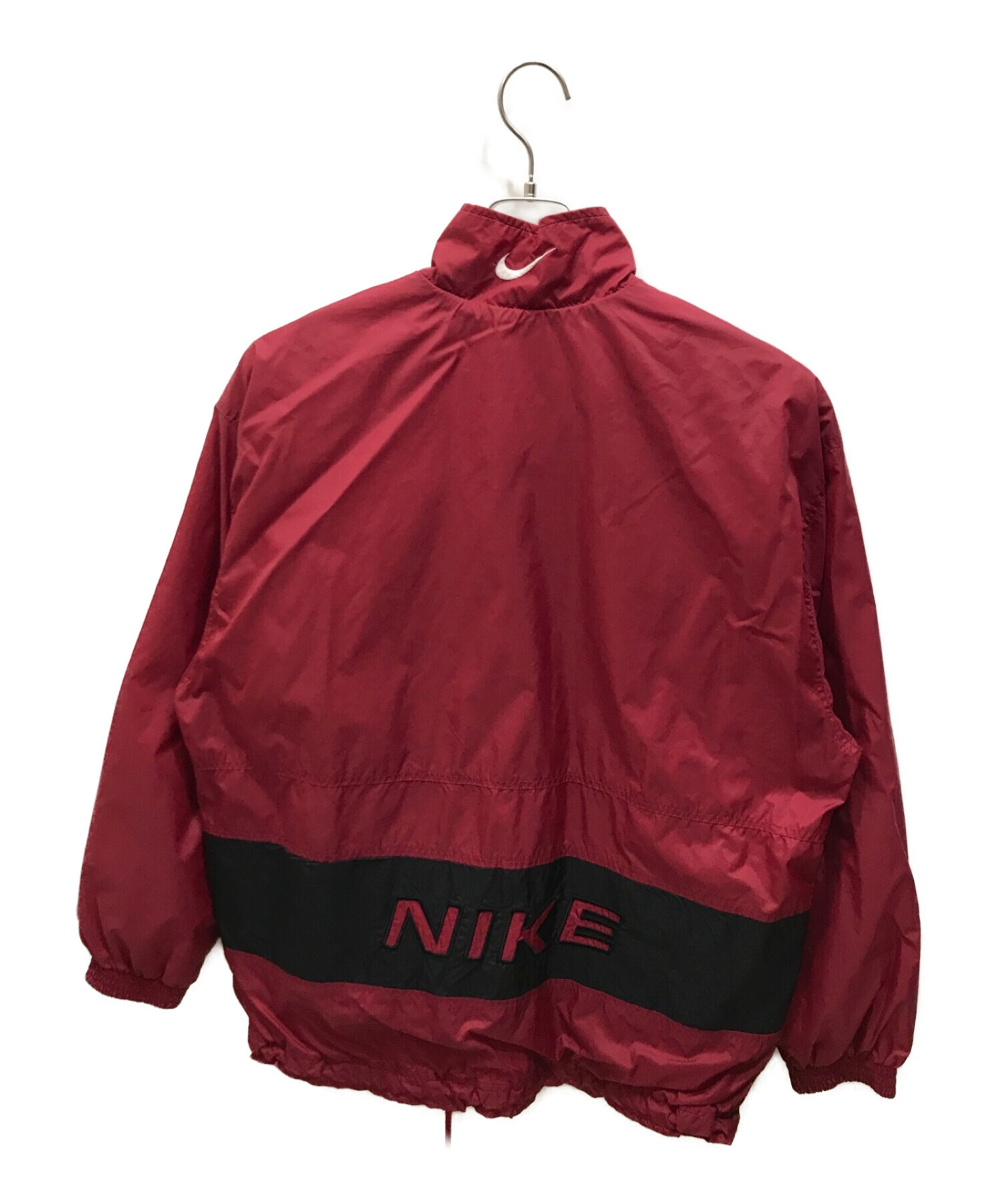 NIKE (ナイキ) ジップアップナイロンジャケット レッド サイズ:M