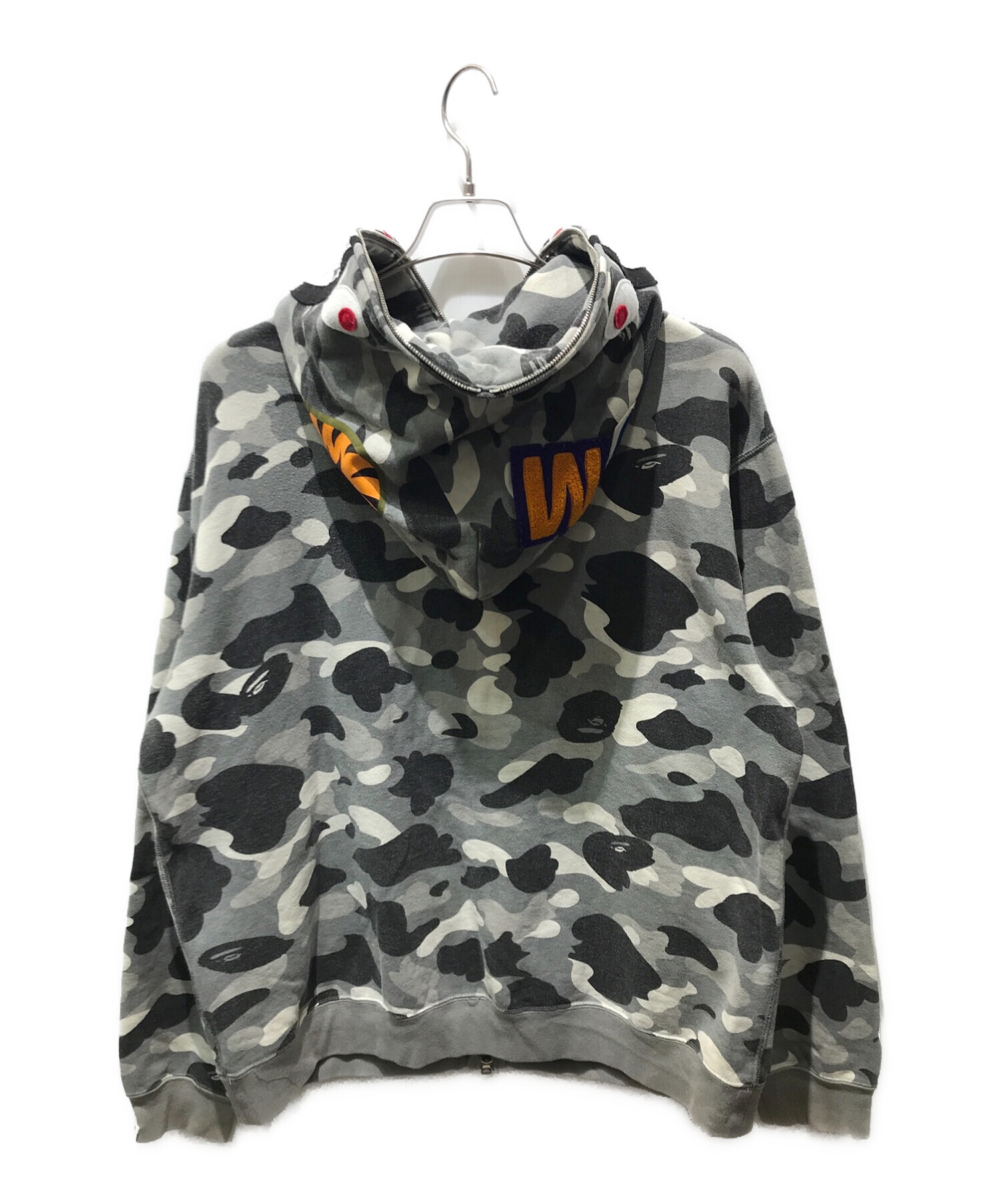 A BATHING APE アベイシングエイプ シャーク グレーカモフラ L 
