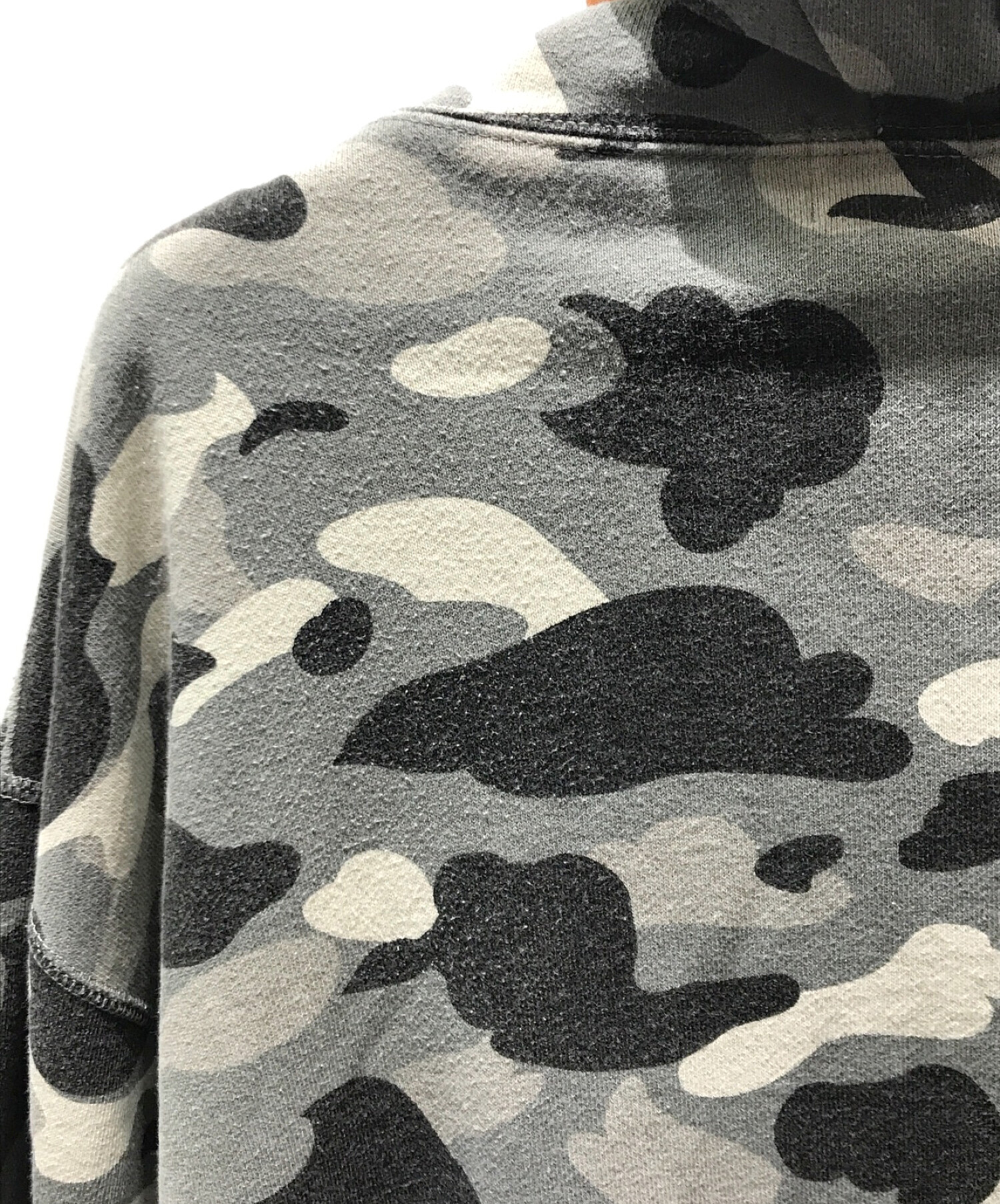 A BATHING APE 無 アベイシングエイプ シャーク グレーカモフラ L