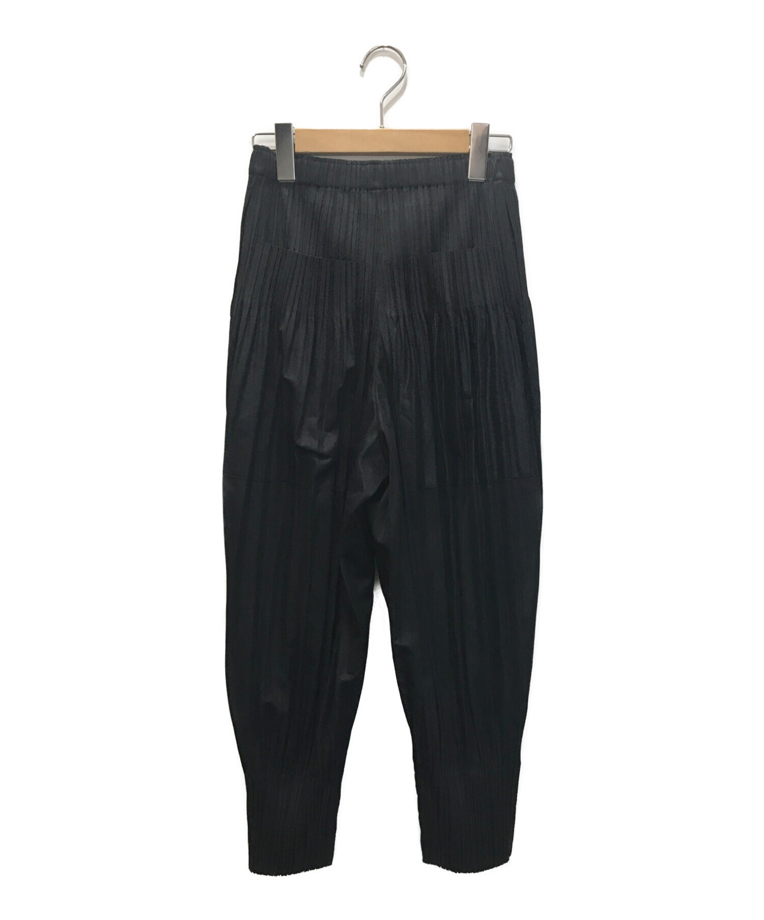 PLEATS PLEASE BASICSパンツブラック