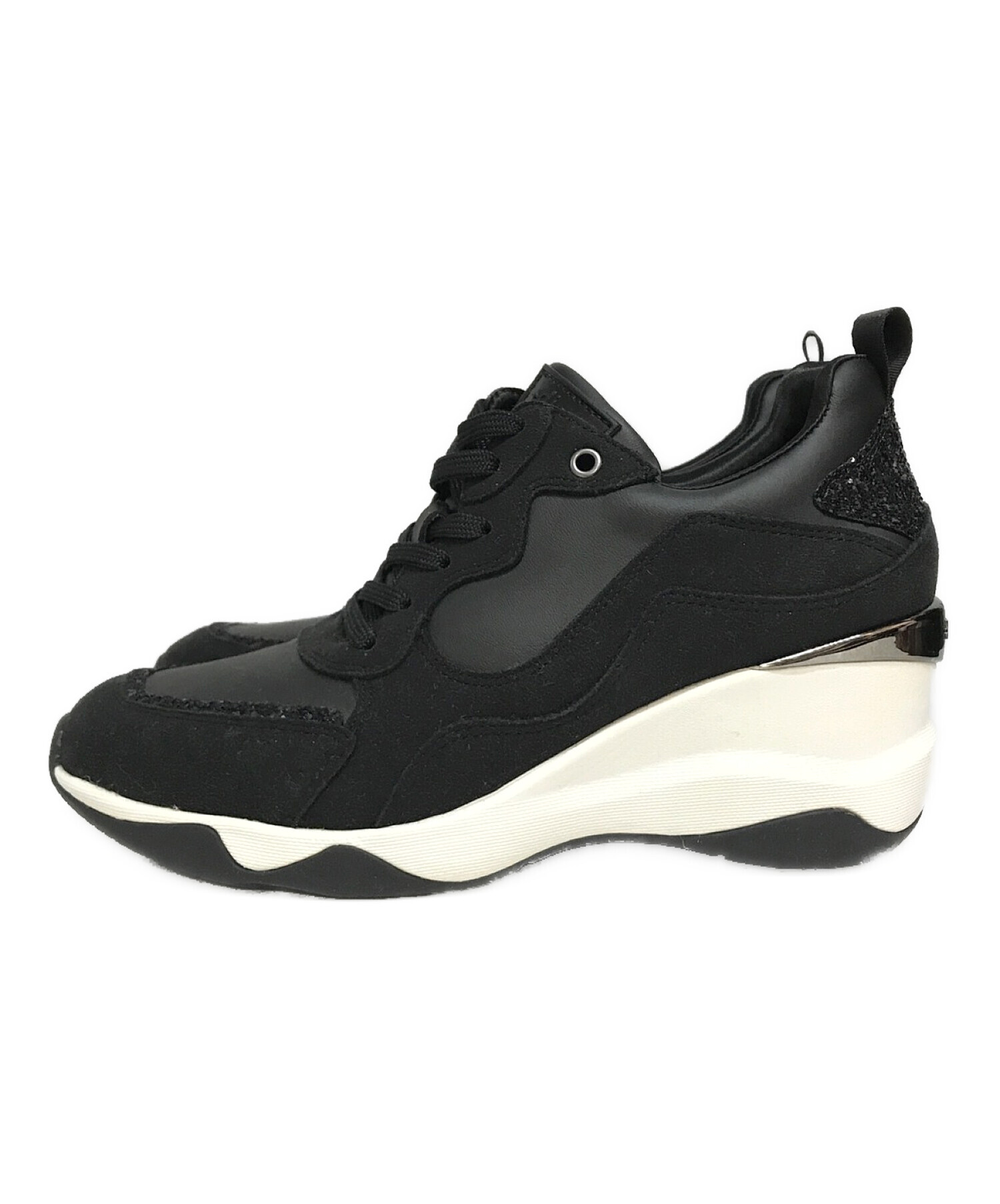 ダイアナスニーカー 黒 パールビジュー付きリボンスニーカー