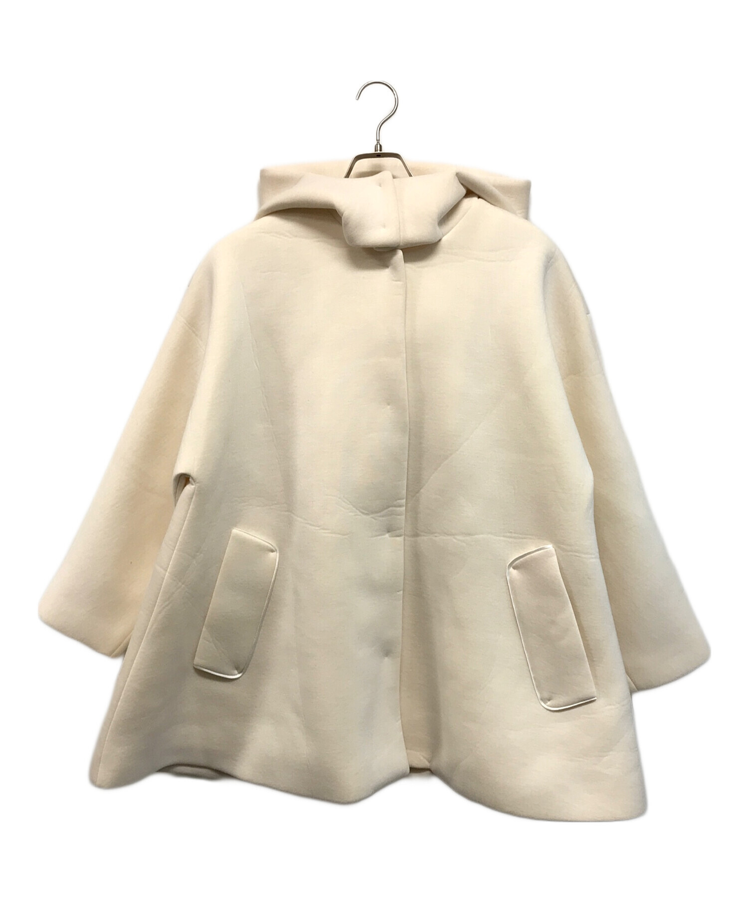 中古・古着通販】eLLa (エラ) ボンディングフードコート アイボリー 