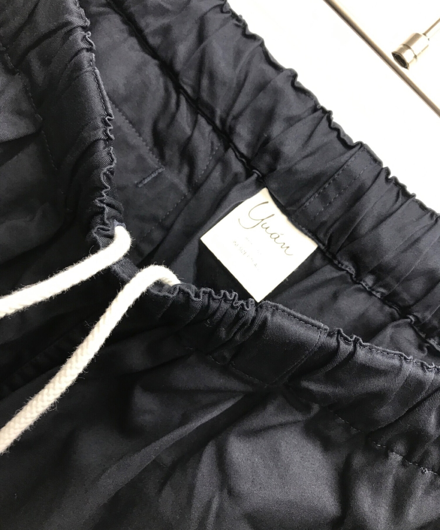 yuan ユアンStretch Tuck Chino