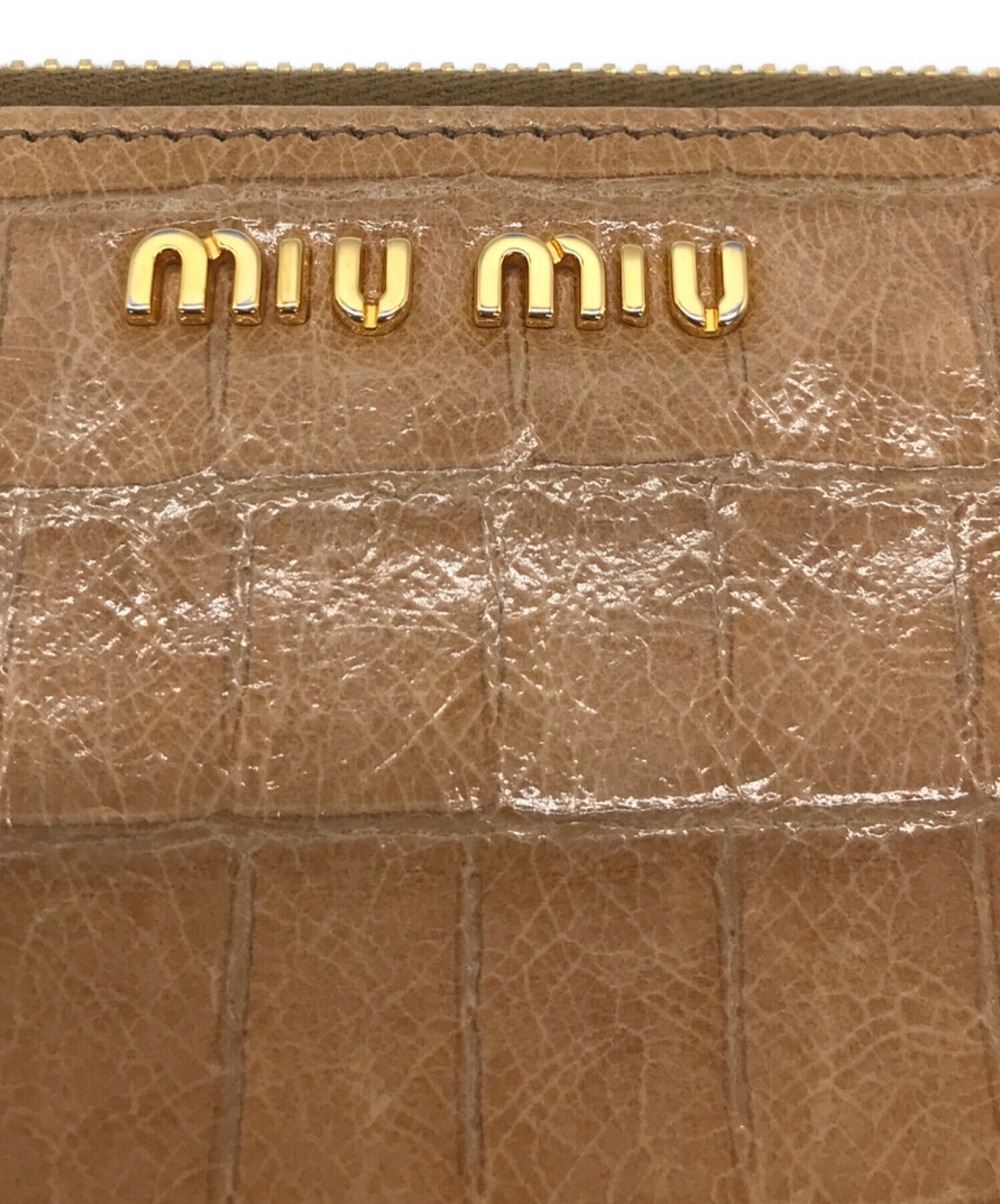 中古・古着通販】MIU MIU (ミュウミュウ) 型押し長財布 ベージュ 
