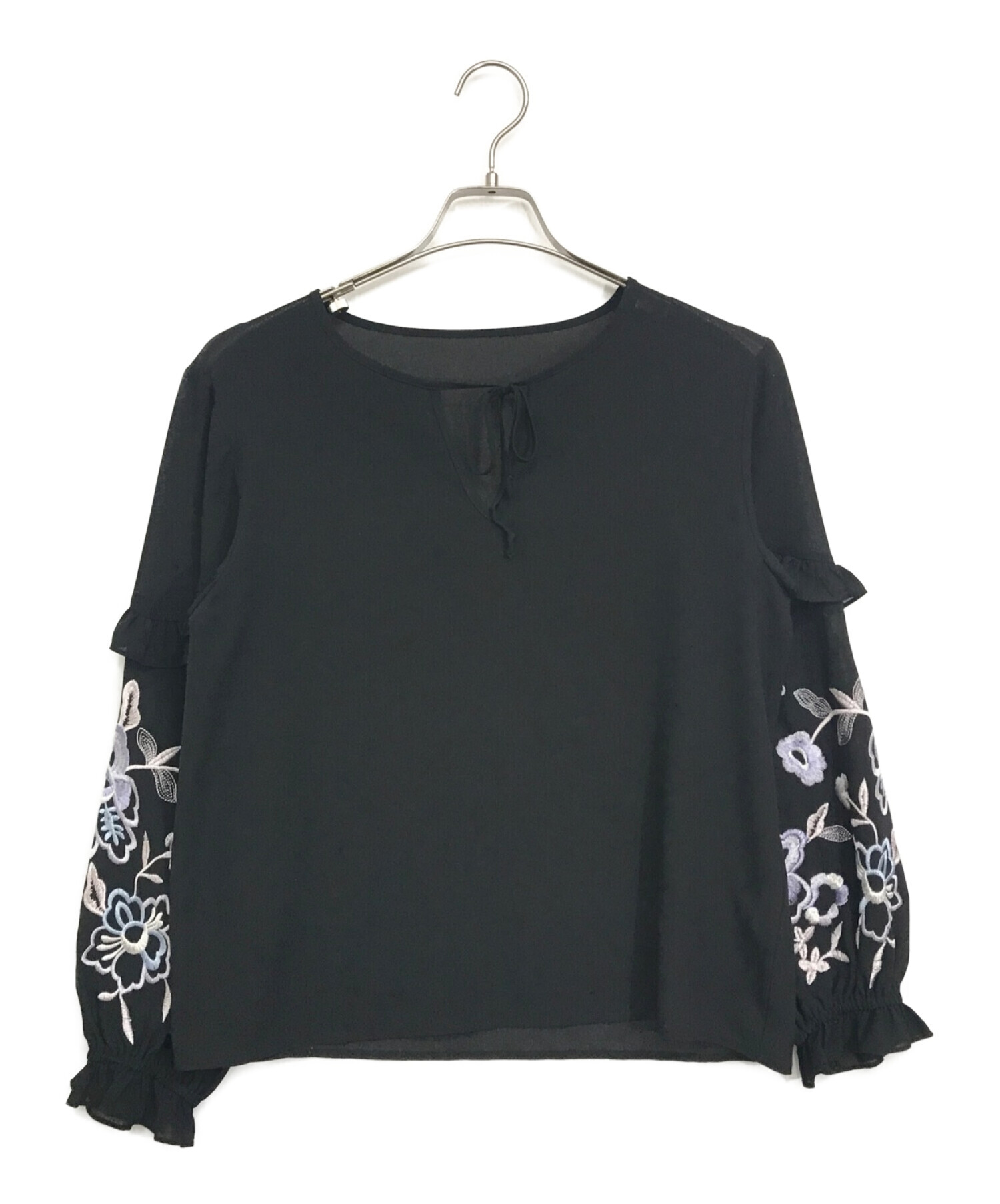 GRACE CONTINENTAL (（グレースコンチネンタル) 袖刺繍カフタントップ ブラック サイズ:36