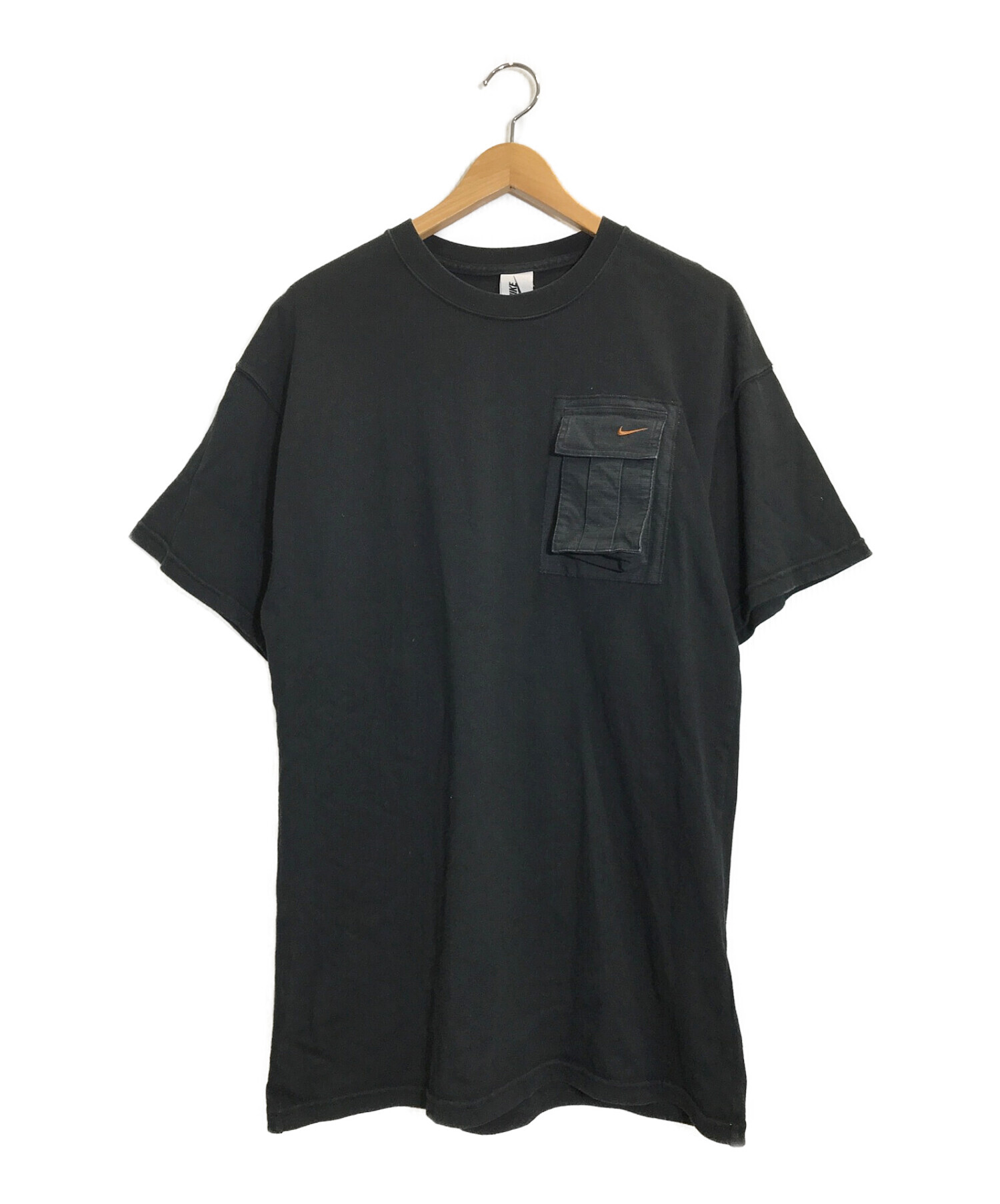 ナイキ × トラヴィス スコットTシャツ S size