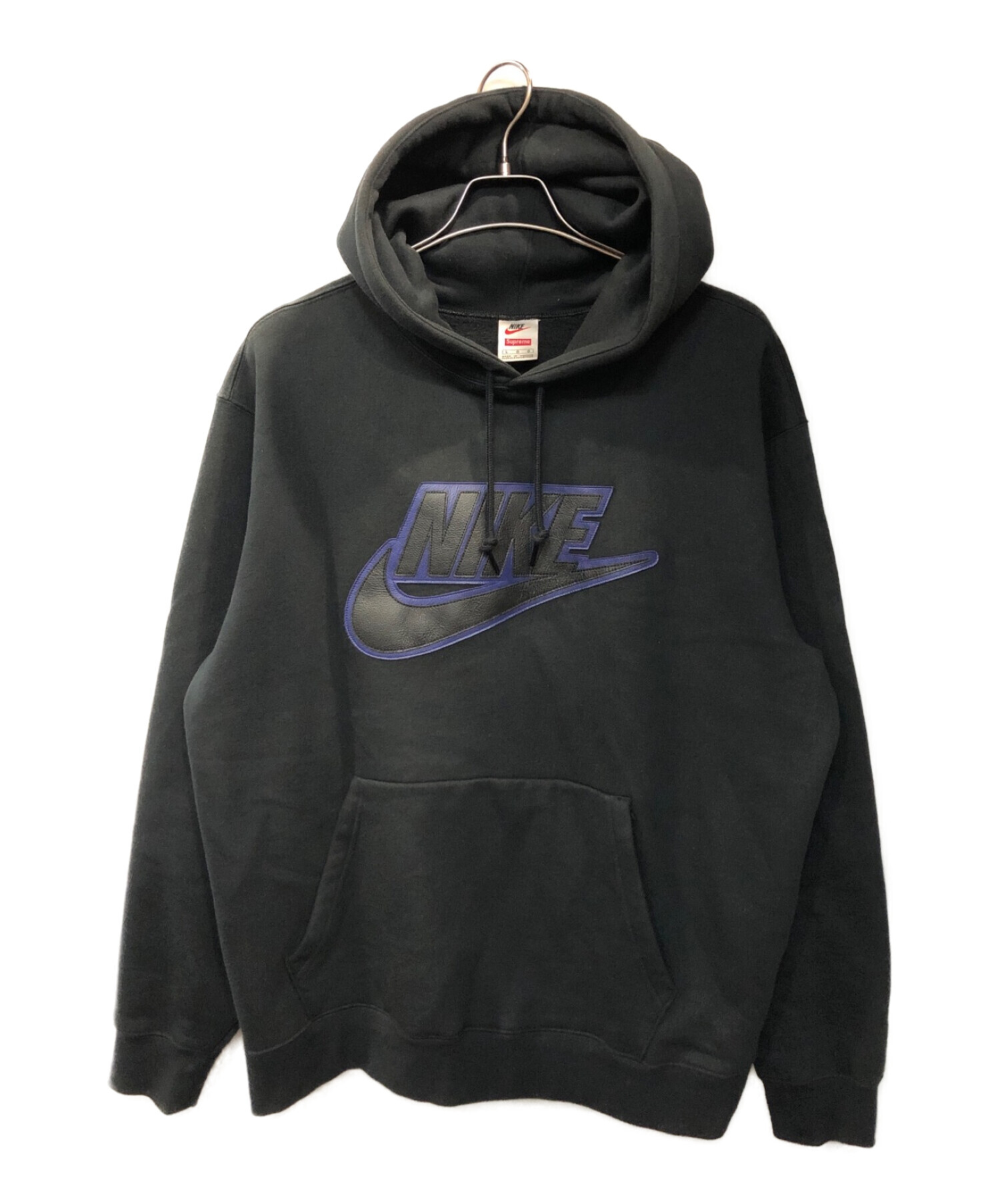 ：Supreme®/Nike® Leather Appliqué Hooded