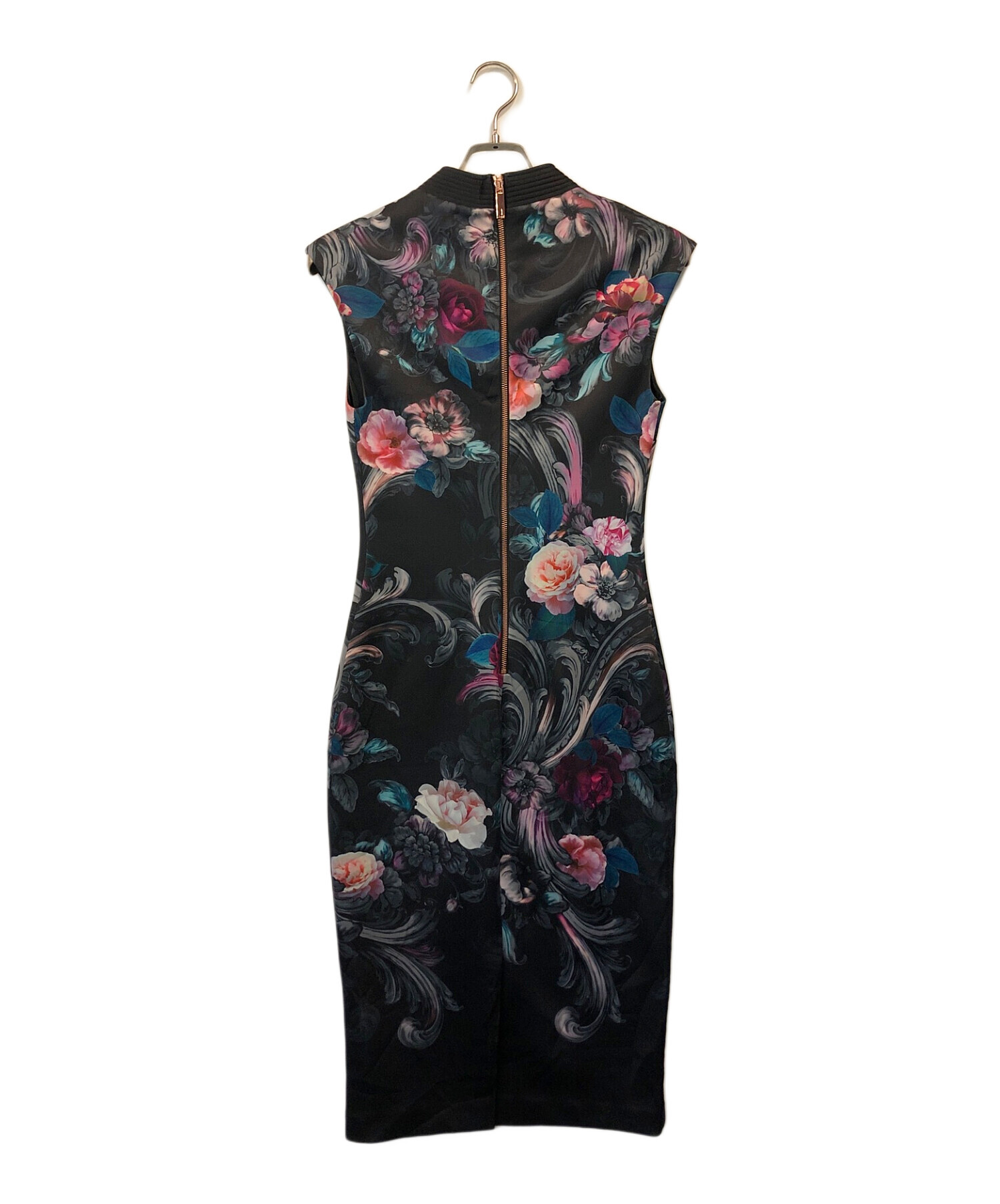 TED BAKER ワンピース 小林麻耶さんご着用】Ted Baker