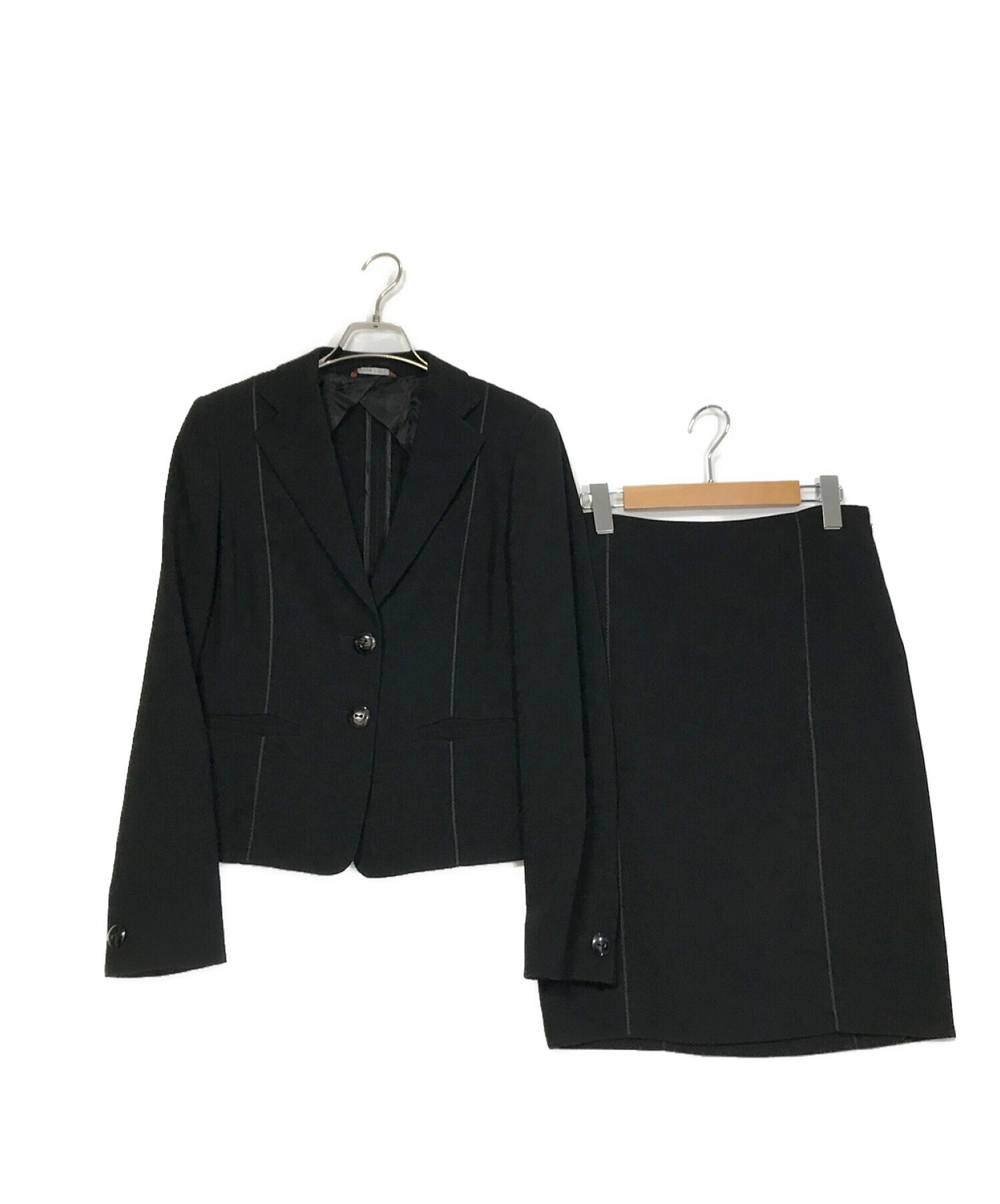 MaxMara (マックスマーラ) フリルジャケットセットアップスーツ ブラック サイズ:40