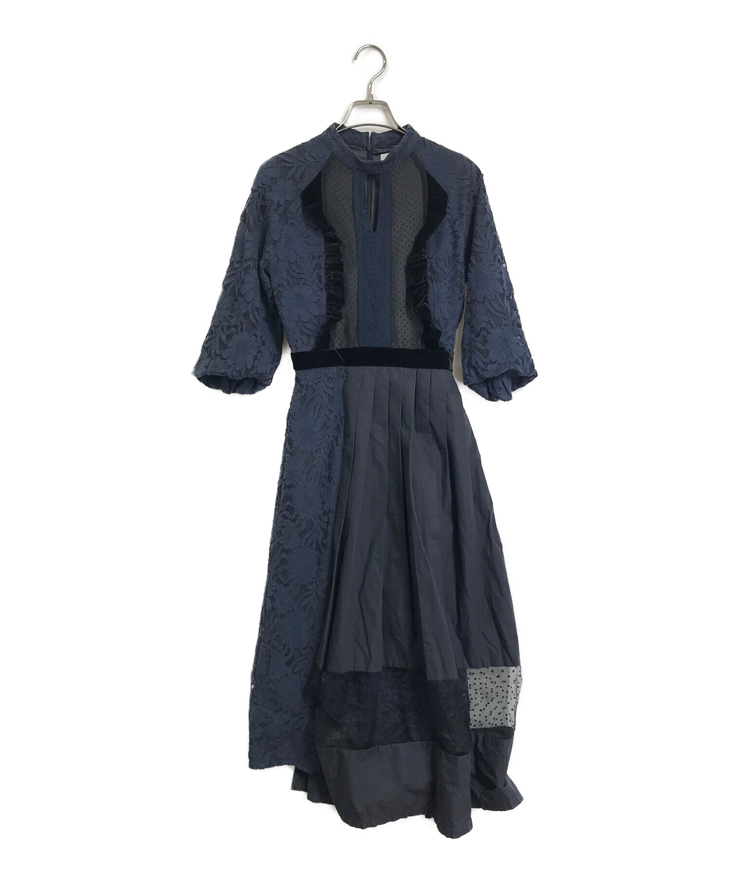中古・古着通販】Ameri (アメリ) PLEATS DOCKING LACE DRESS ネイビー 