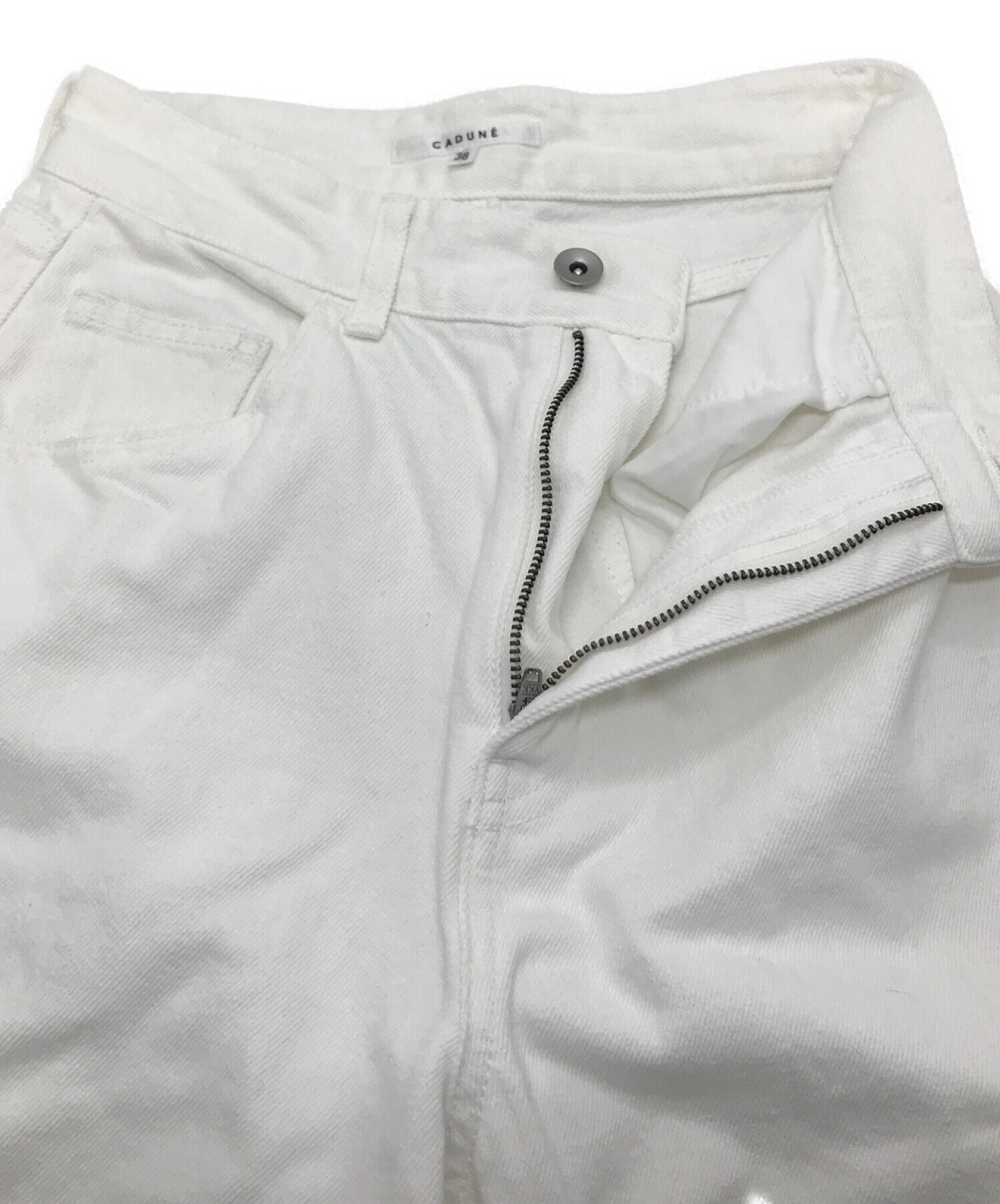 中古・古着通販】CADUNE (カデュネ) カーヴィーデニム ホワイト 