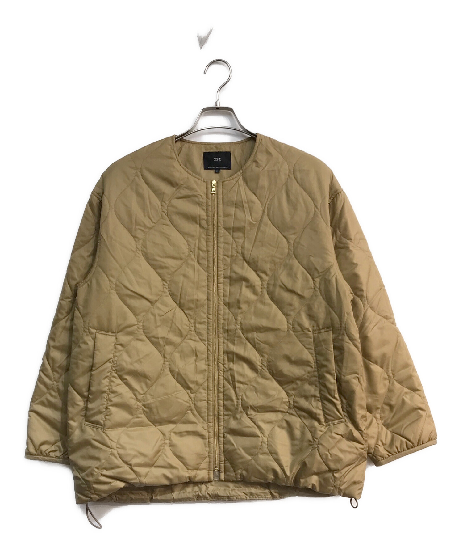 中古・古着通販】23区 (ニジュウサンク) 中綿キルティング ショート 