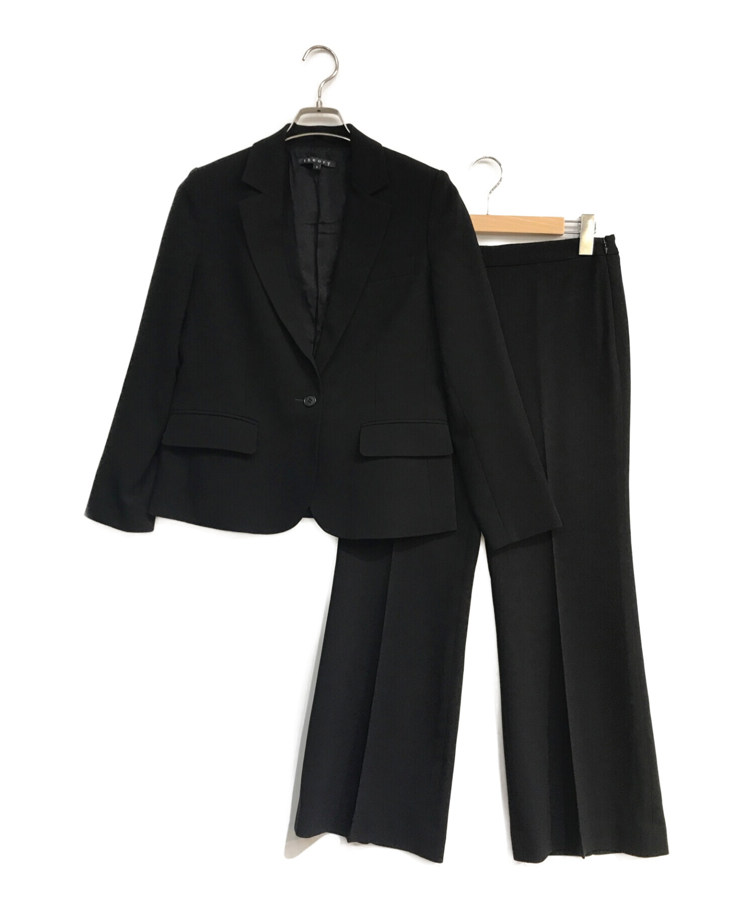 極美品　theory スーツ　ブラック　大きいサイズ　4 【定価約14万円】就活