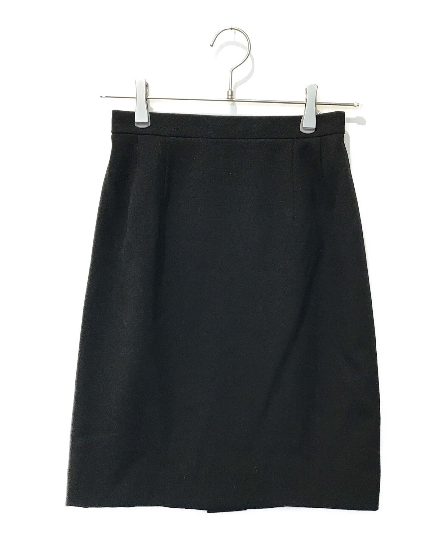 レオナール　スカート　黒　美品　伸縮性有りよろしくお願いします