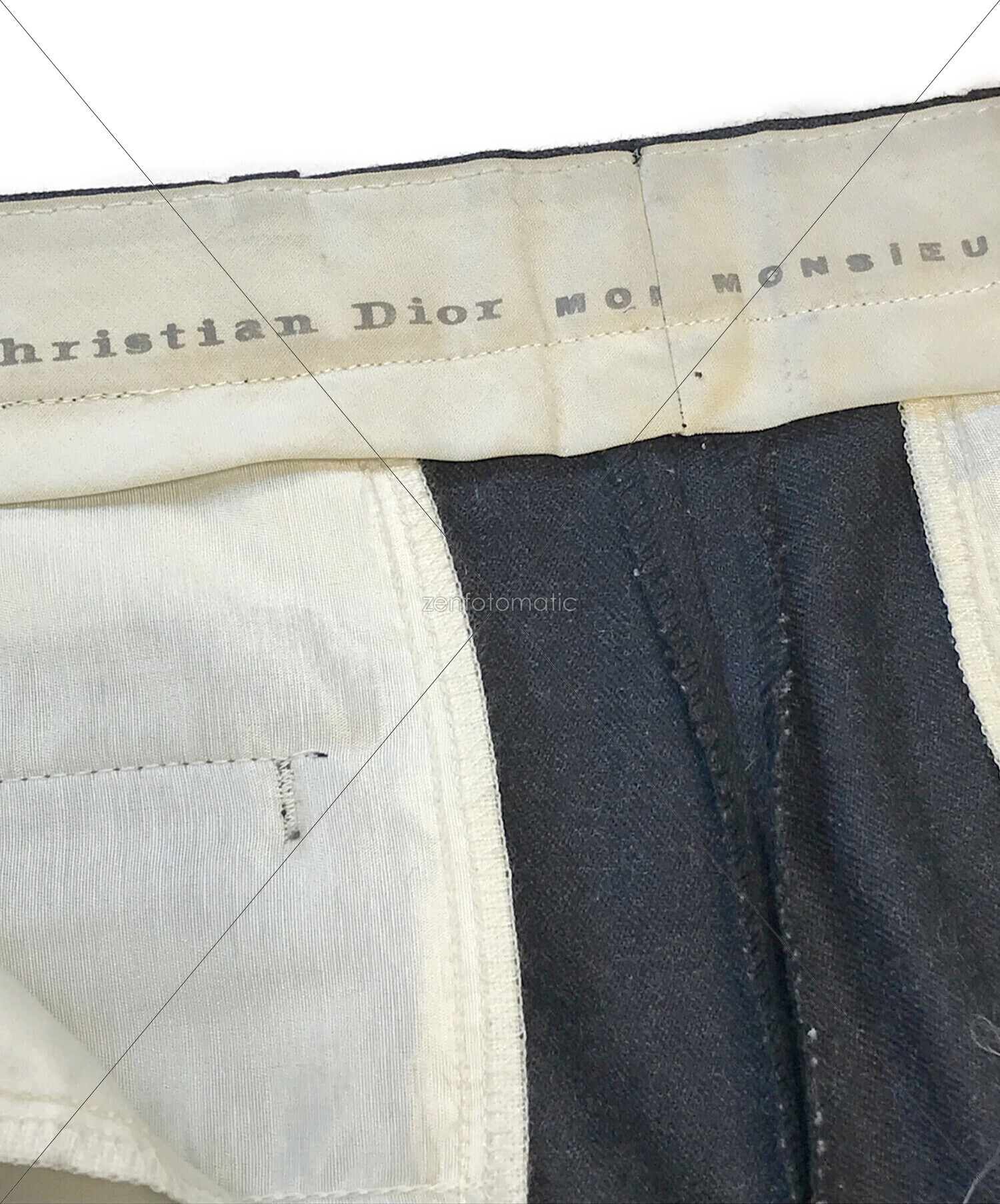 ☆Christian Dior☆最新タグ☆未使用☆ウール☆美シルエット☆コート ☆Christian Dior☆最新タグ☆未使用☆ウール☆美シルエット☆コート