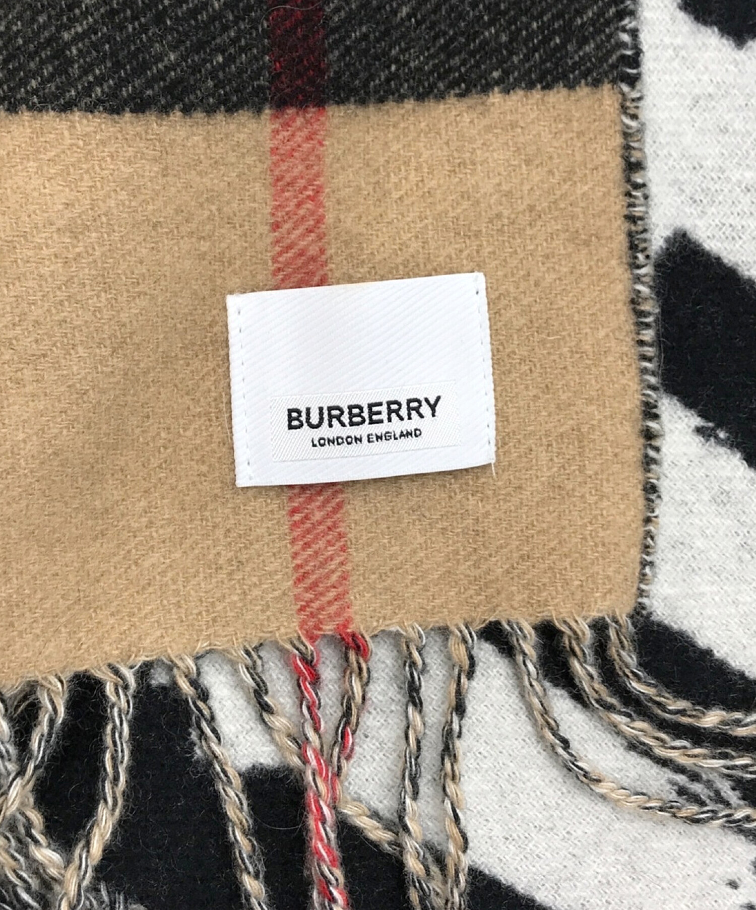 送料無料☆新品未使用☆バーバリーマフラー(子供用)