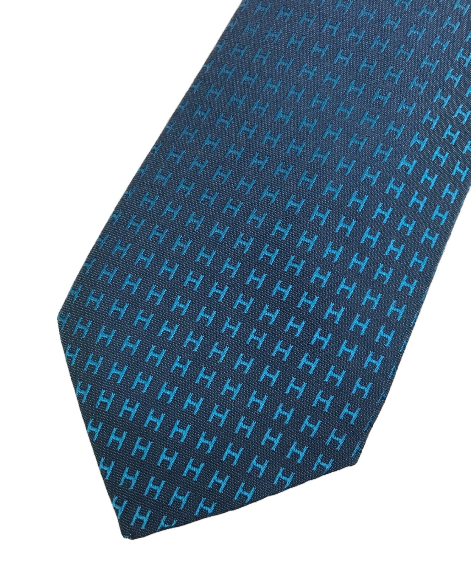 Cravate Façonnée H