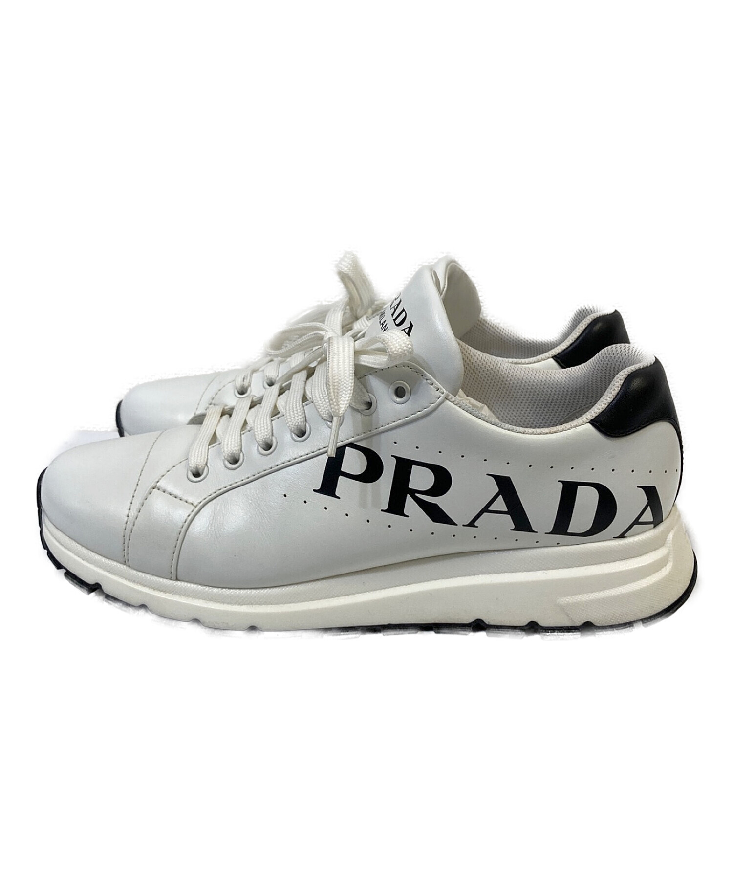 正規品 PRADA ロゴ スニーカー サイドロゴ レザー ホワイト