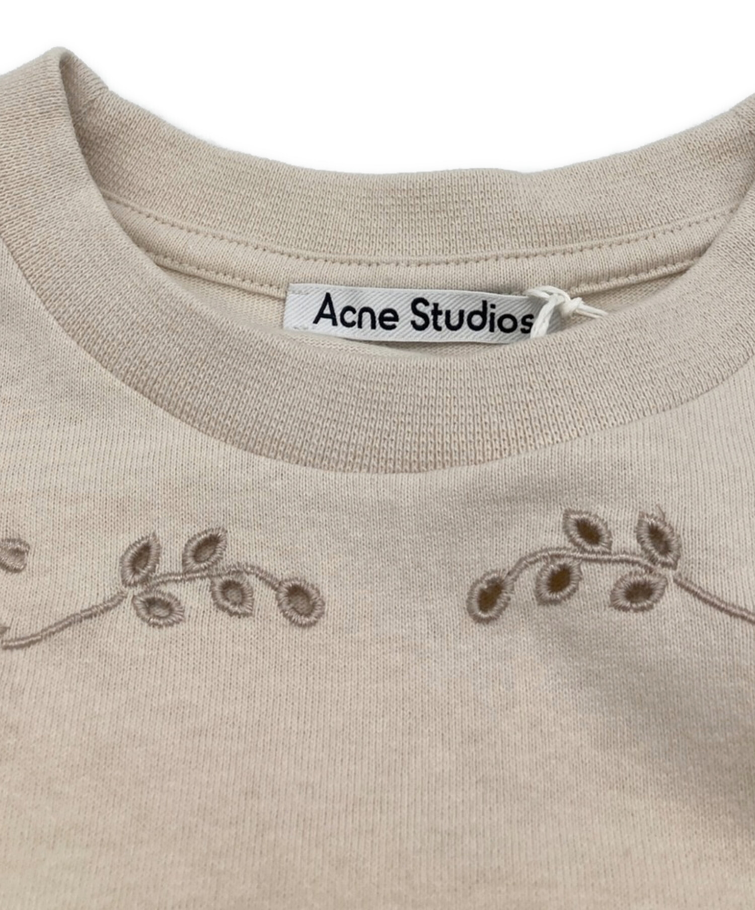 ACNE STUDIOS (アクネストゥディオス) 刺繍付きスリーブレスTシャツ ベージュ サイズ:S