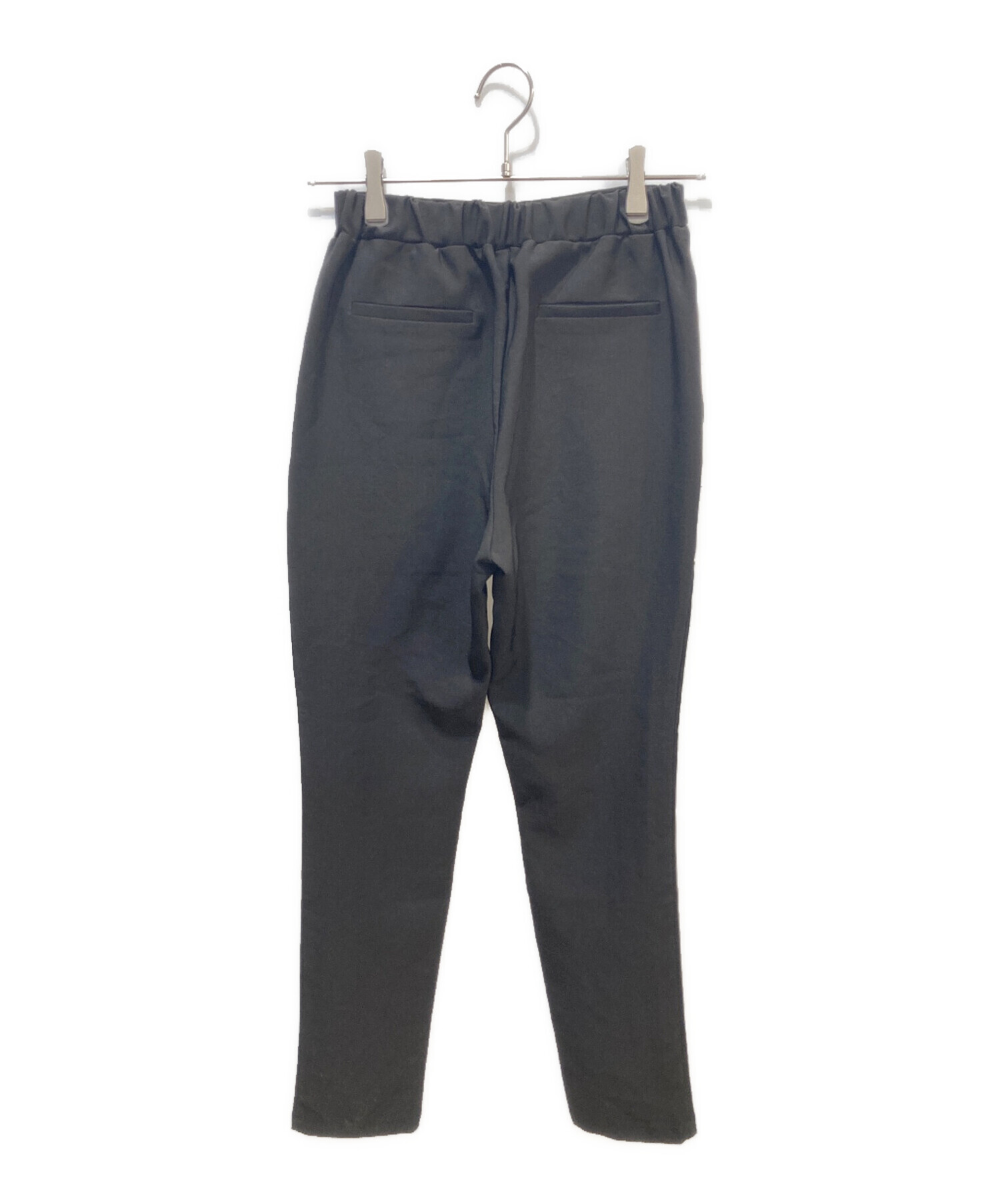 中古・古着通販】HIAND (ハイアンド) フリルストレッチパンツ ブラック  