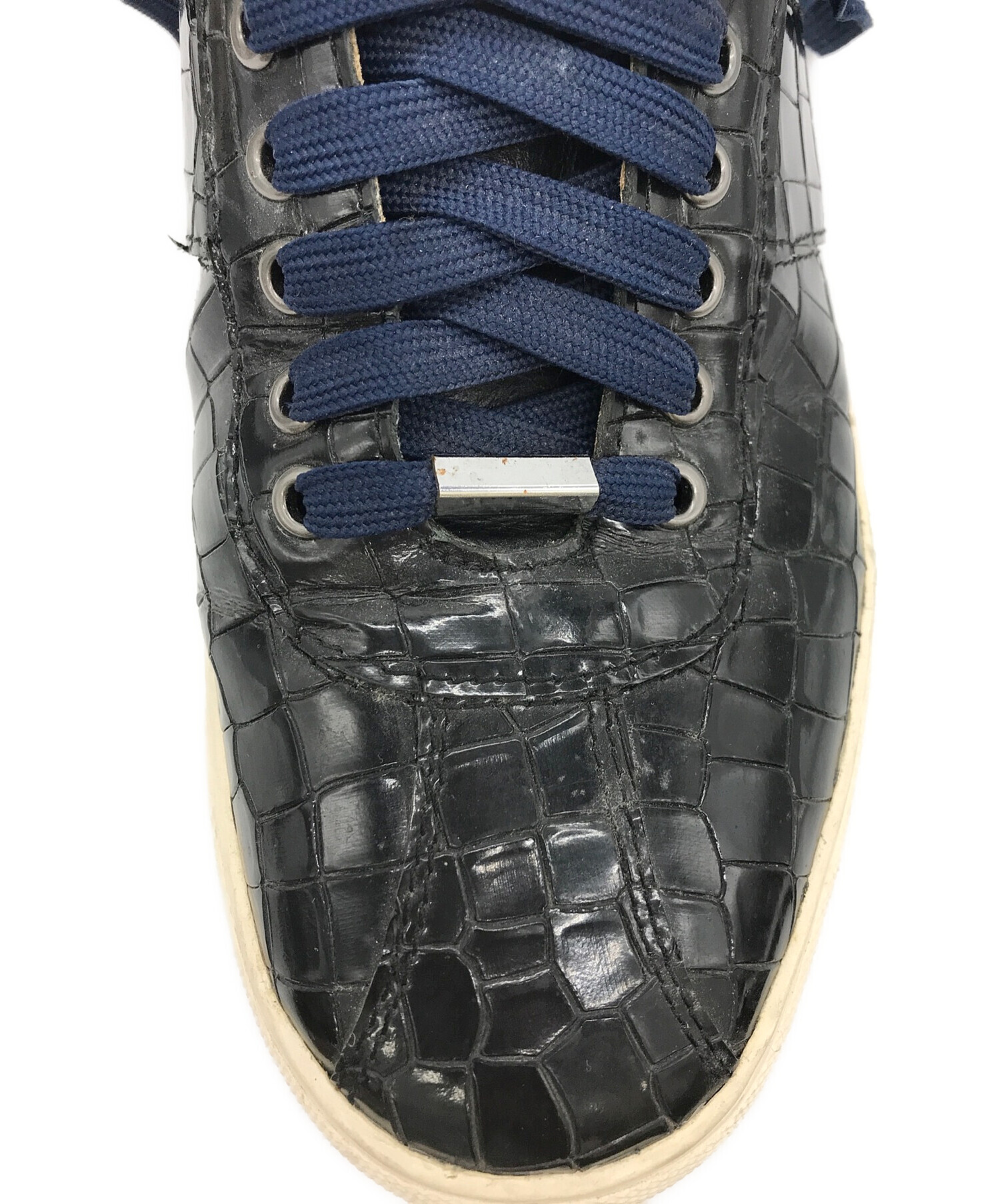 中古・古着通販】JIMMY CHOO (ジミーチュウ) クロコ型押しスニーカー 